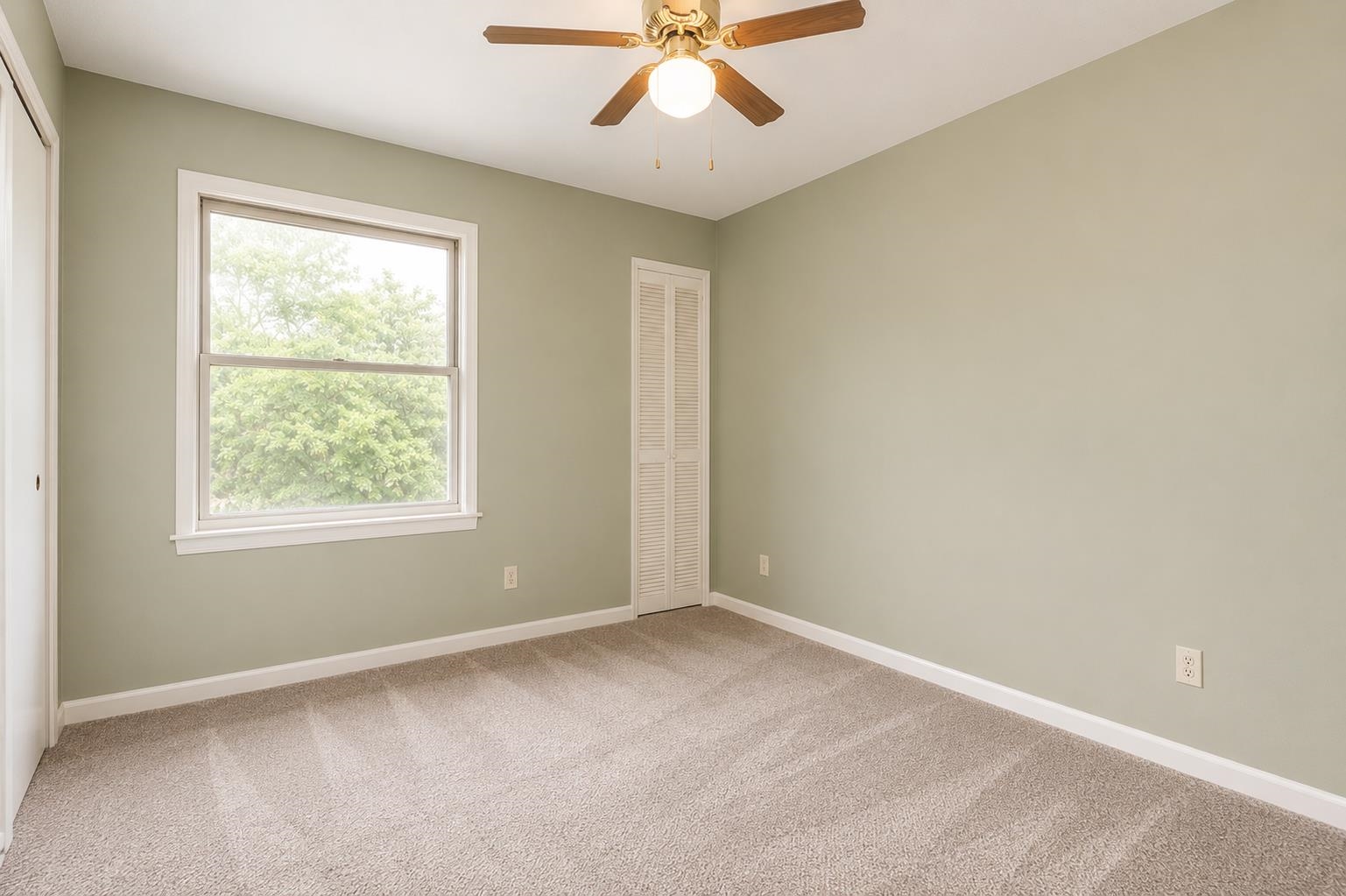 1205 Bristol Dr 18 Property Photo 12