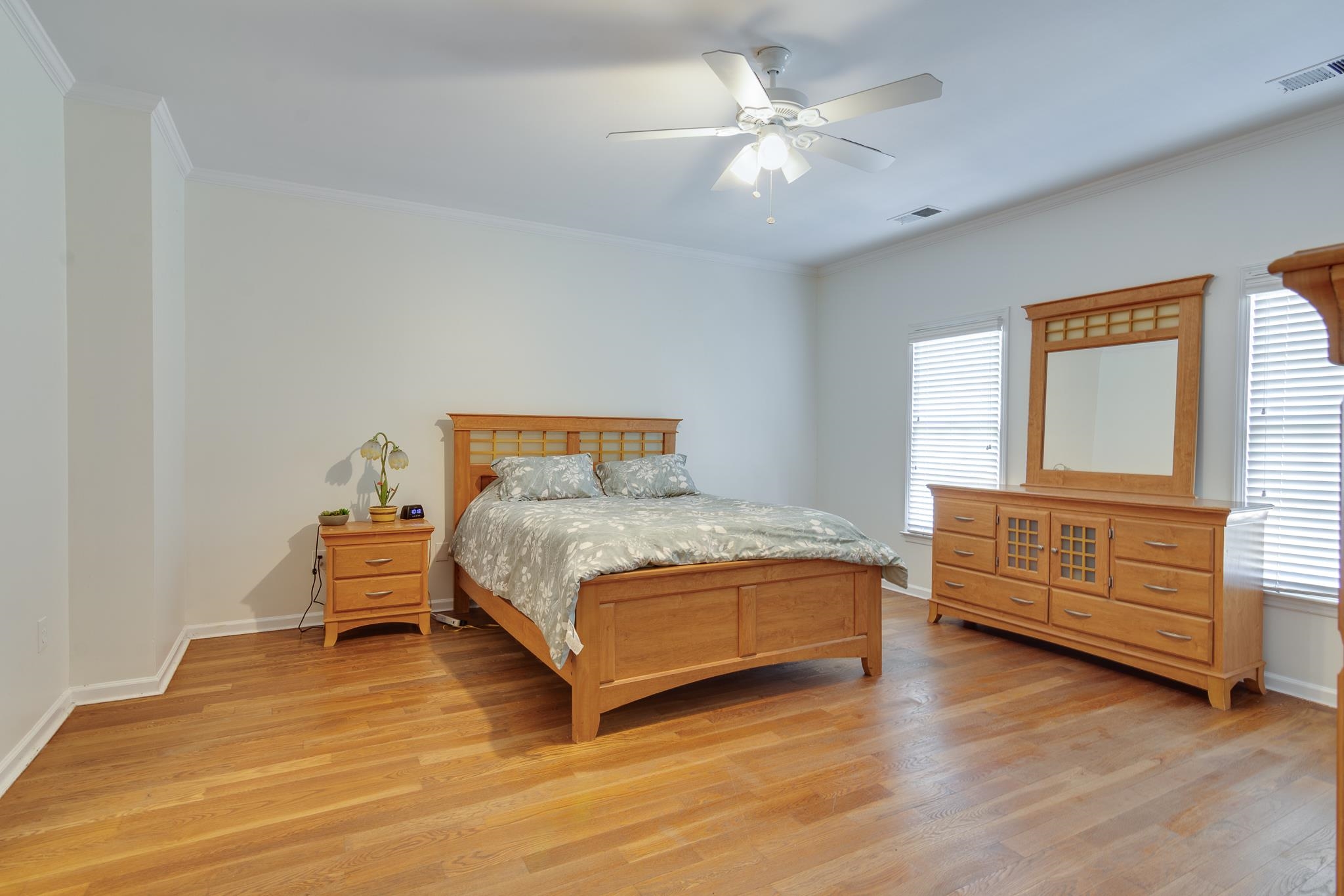 1180 Chapel Park Blvd Property Photo 19
