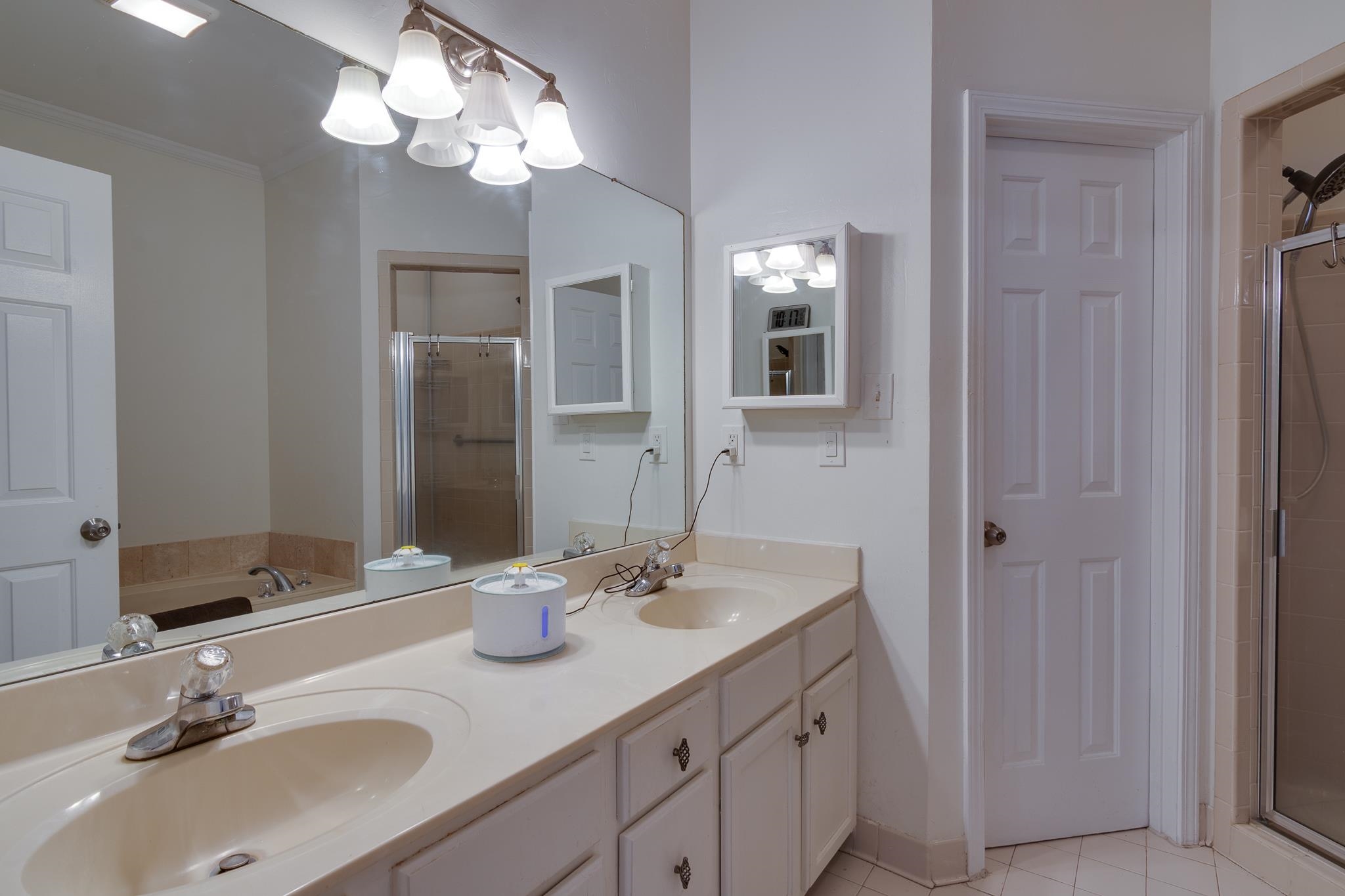 1180 Chapel Park Blvd Property Photo 23