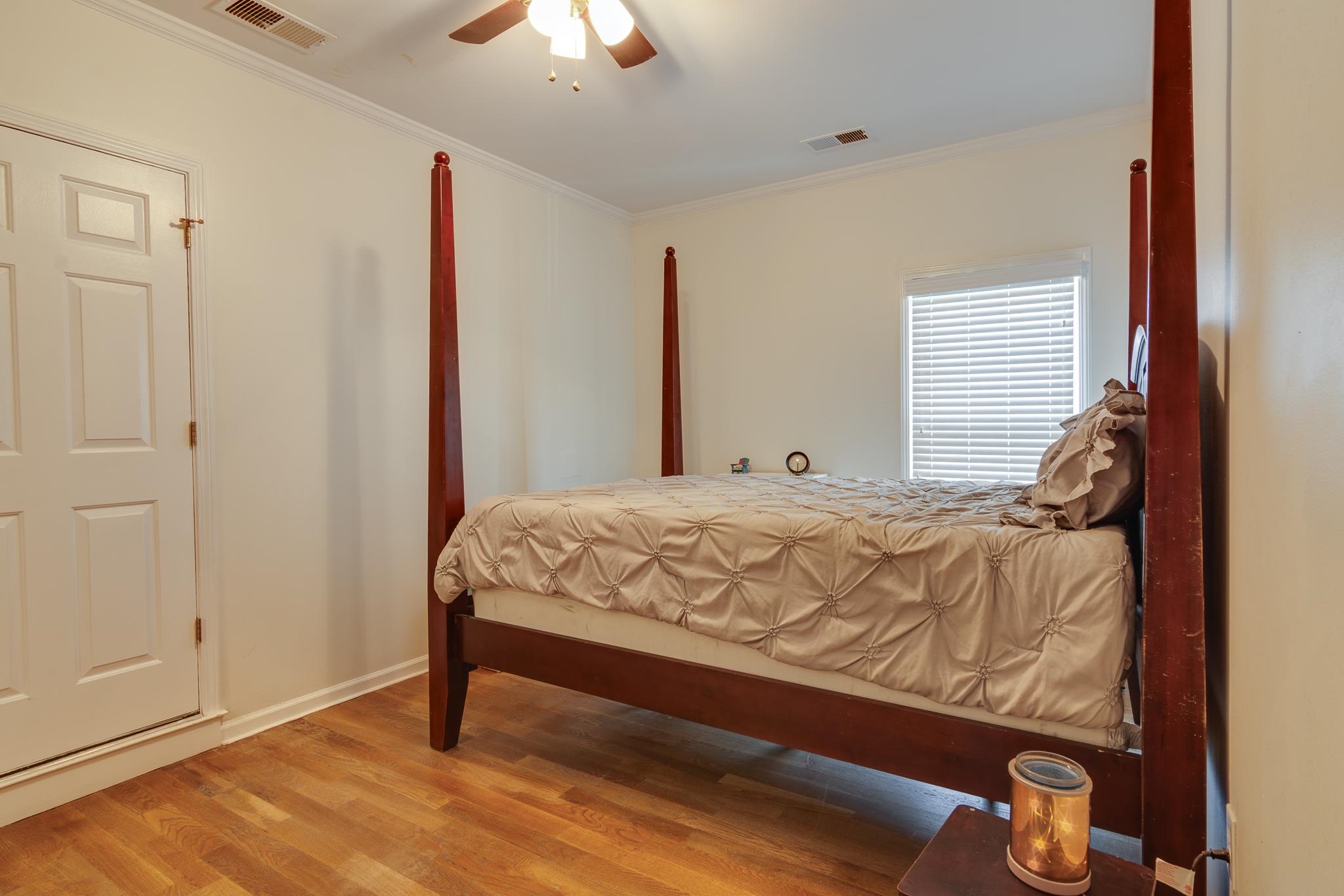 1180 Chapel Park Blvd Property Photo 28