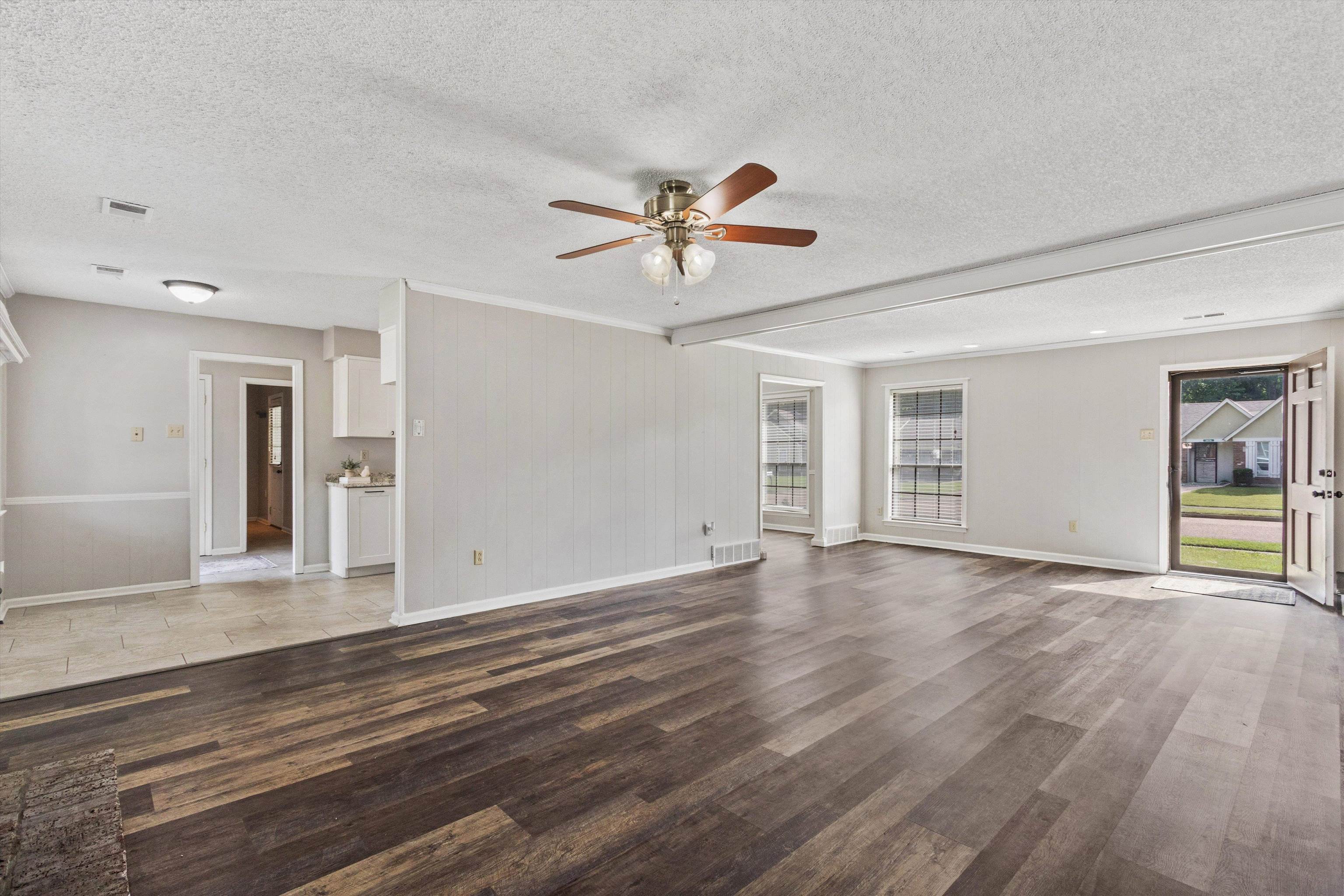 3877 Sabal Hill Dr Property Photo 9