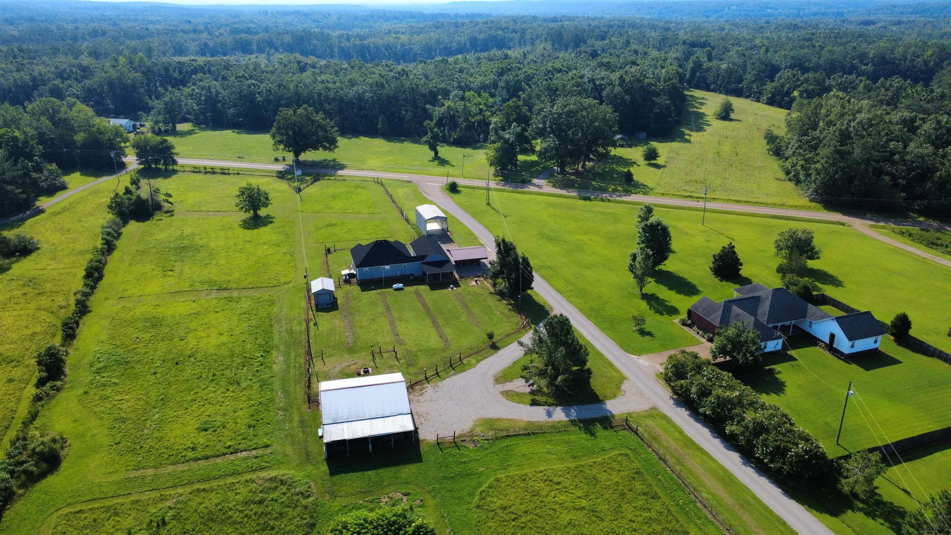 47 Nabors Dr Property Photo 2