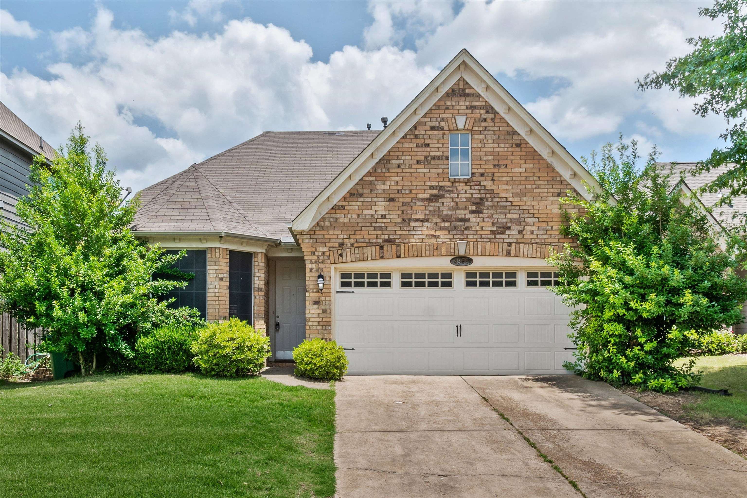 4956 Indian Walk Ln Property Photo 1