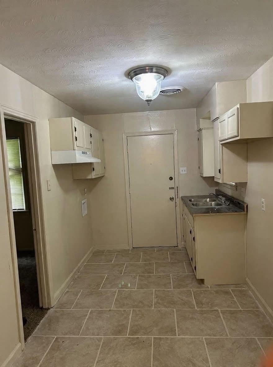 1510 Gausco Rd Property Photo 4