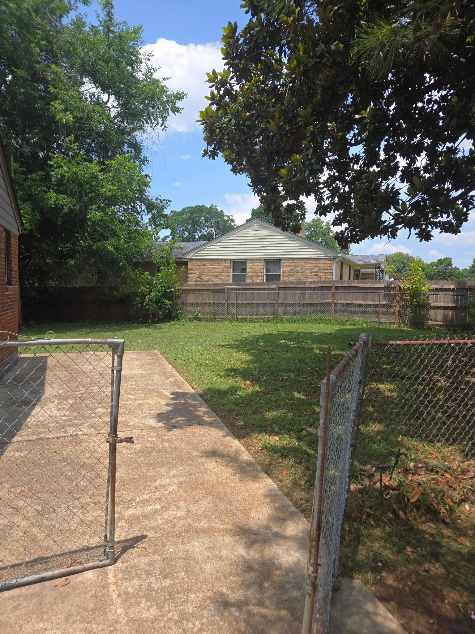 1510 Gausco Rd Property Photo 7