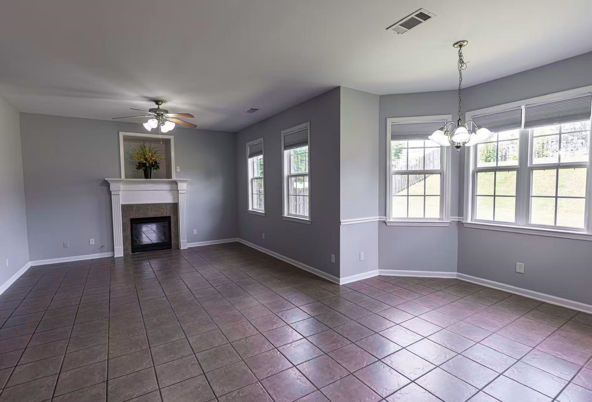 9374 Laurel Hill Dr Property Photo 8