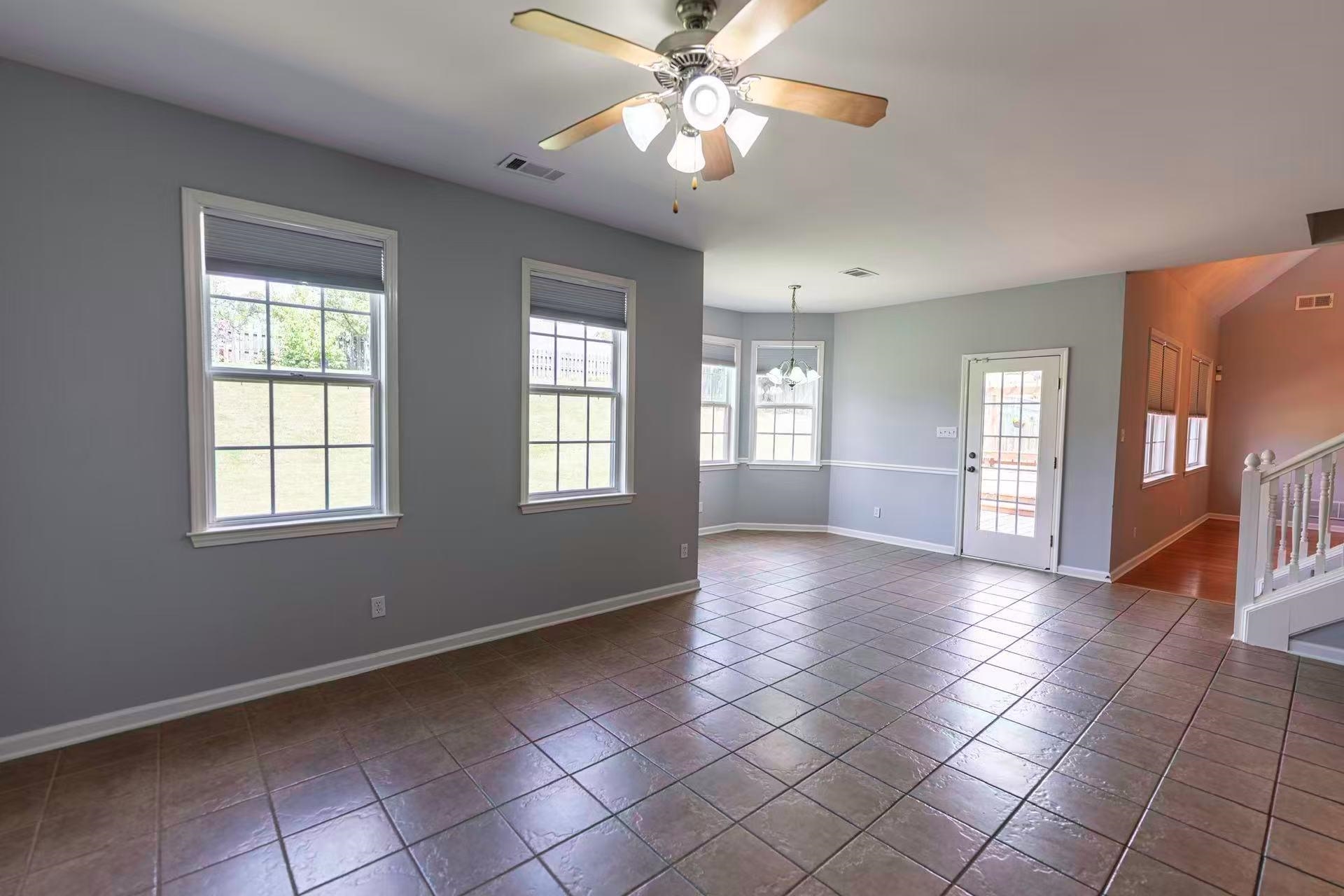 9374 Laurel Hill Dr Property Photo 9