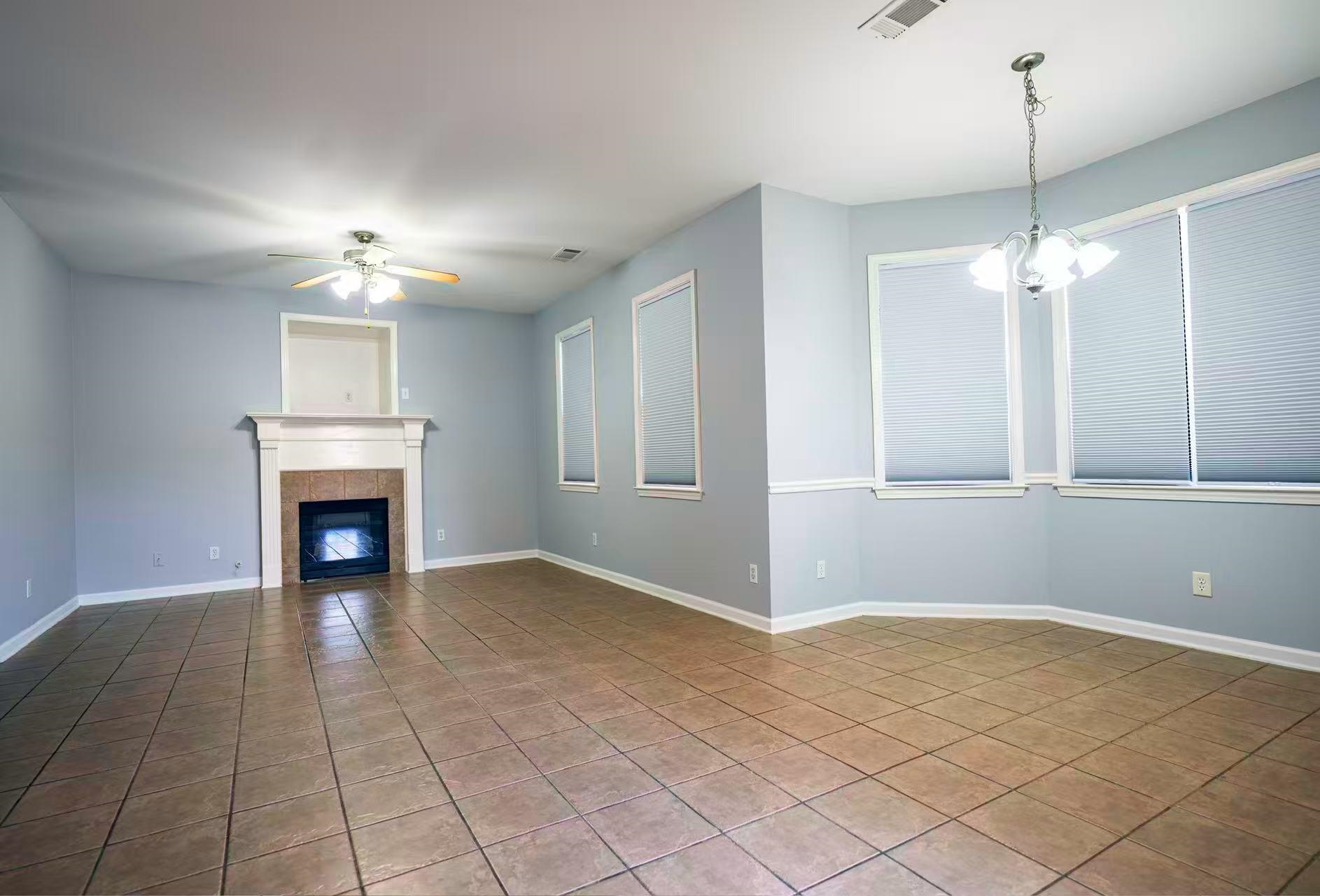 9374 Laurel Hill Dr Property Photo 9