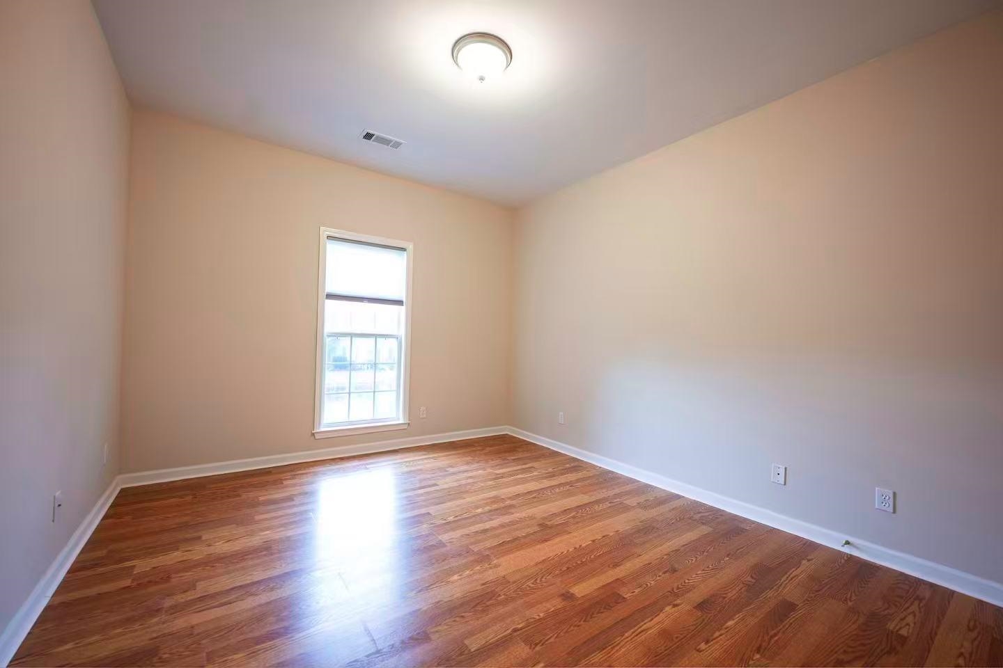 9374 Laurel Hill Dr Property Photo 17