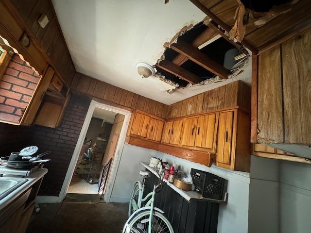 2396 Golden Ave Property Photo 17