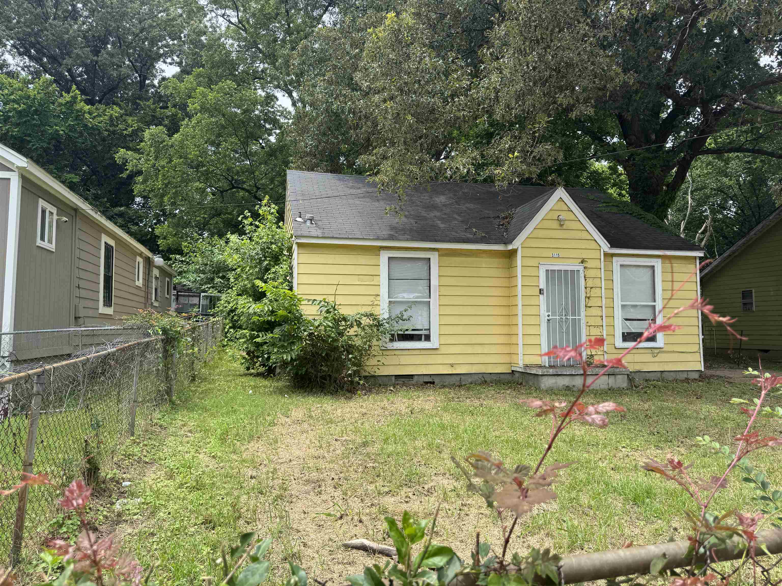 3115 Morningside St Property Photo 2