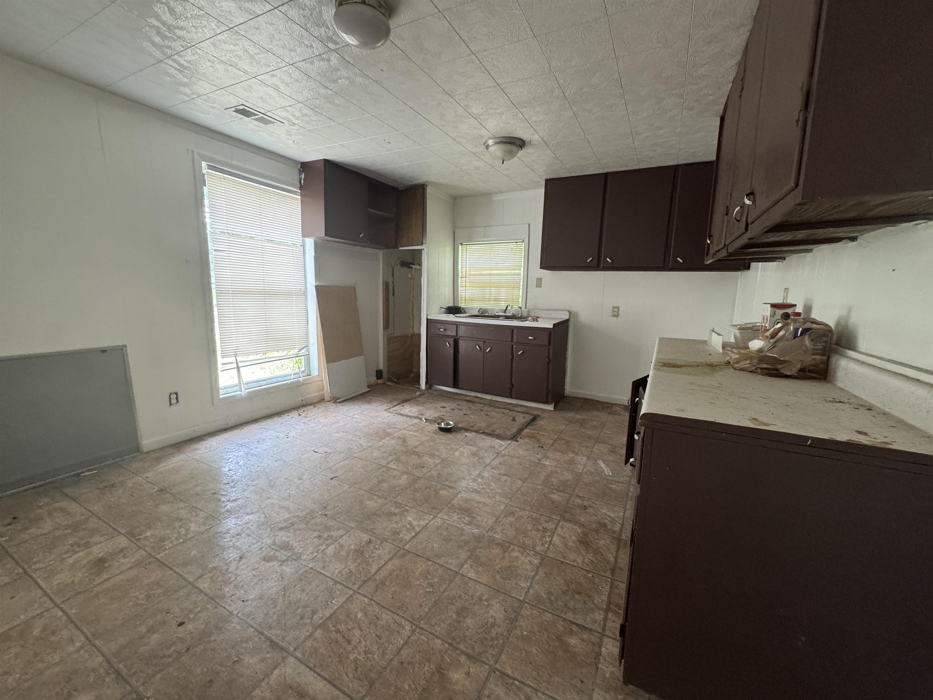 3115 Morningside St Property Photo 10