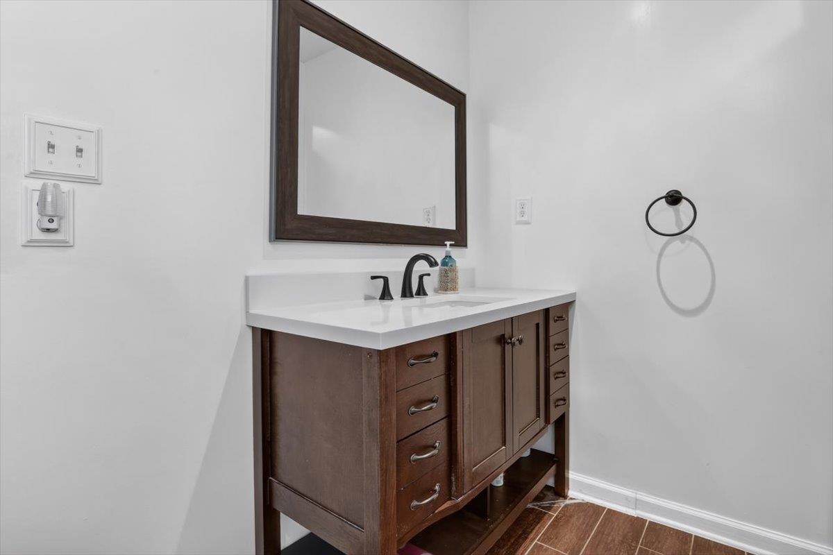 3929 Carrie Brook Cv Property Photo 19