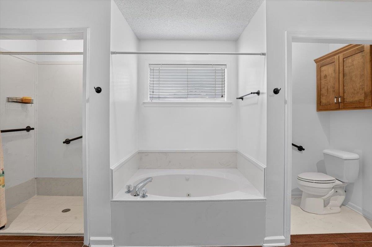 3929 Carrie Brook Cv Property Photo 21