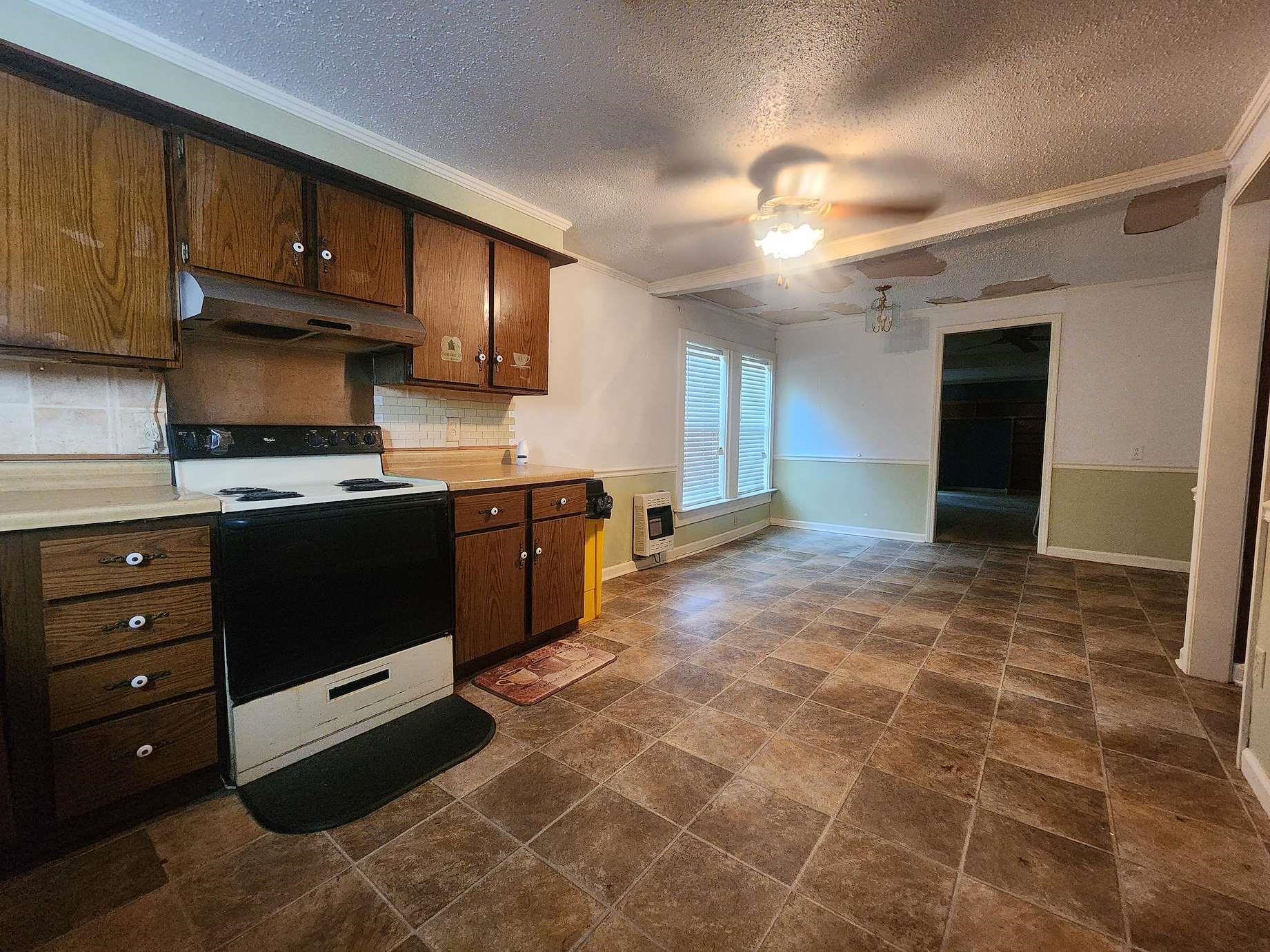 205 Van Buren Ln Property Photo 15