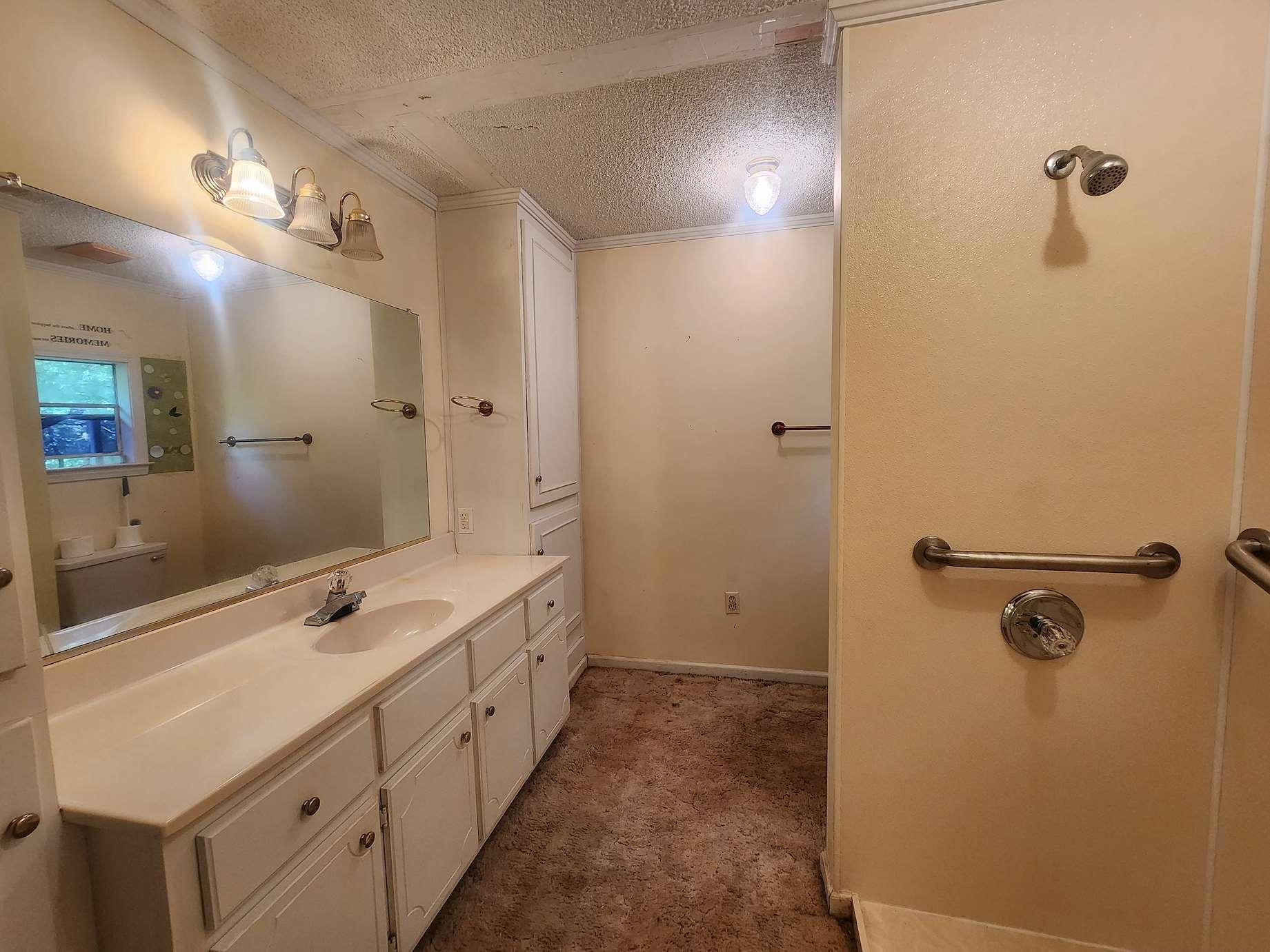 205 Van Buren Ln Property Photo 20