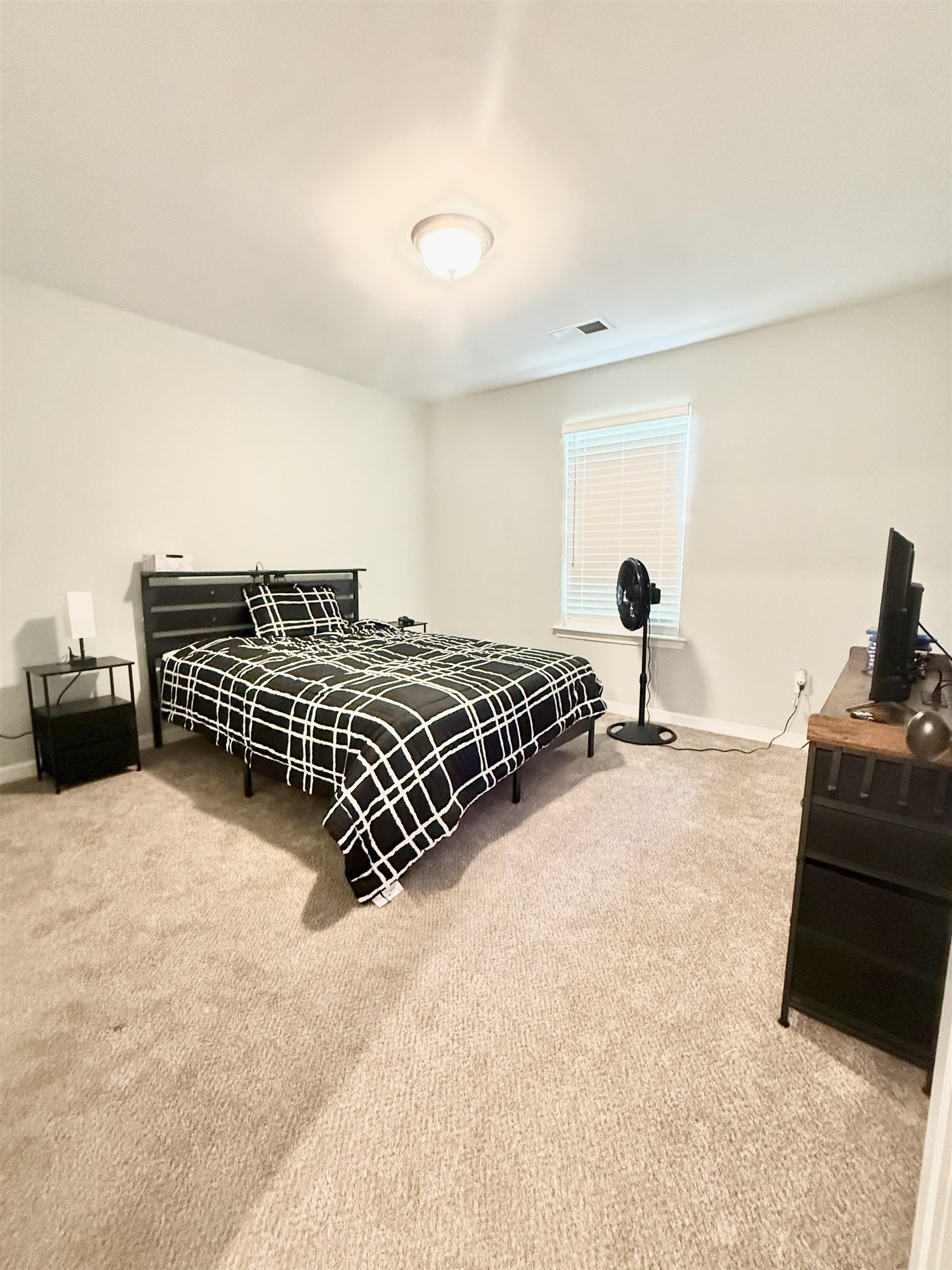 54 Forsyth Ln Property Photo 12