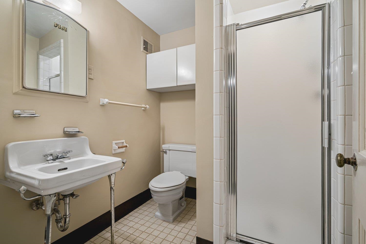 92 Hollyoke Ln Property Photo 32