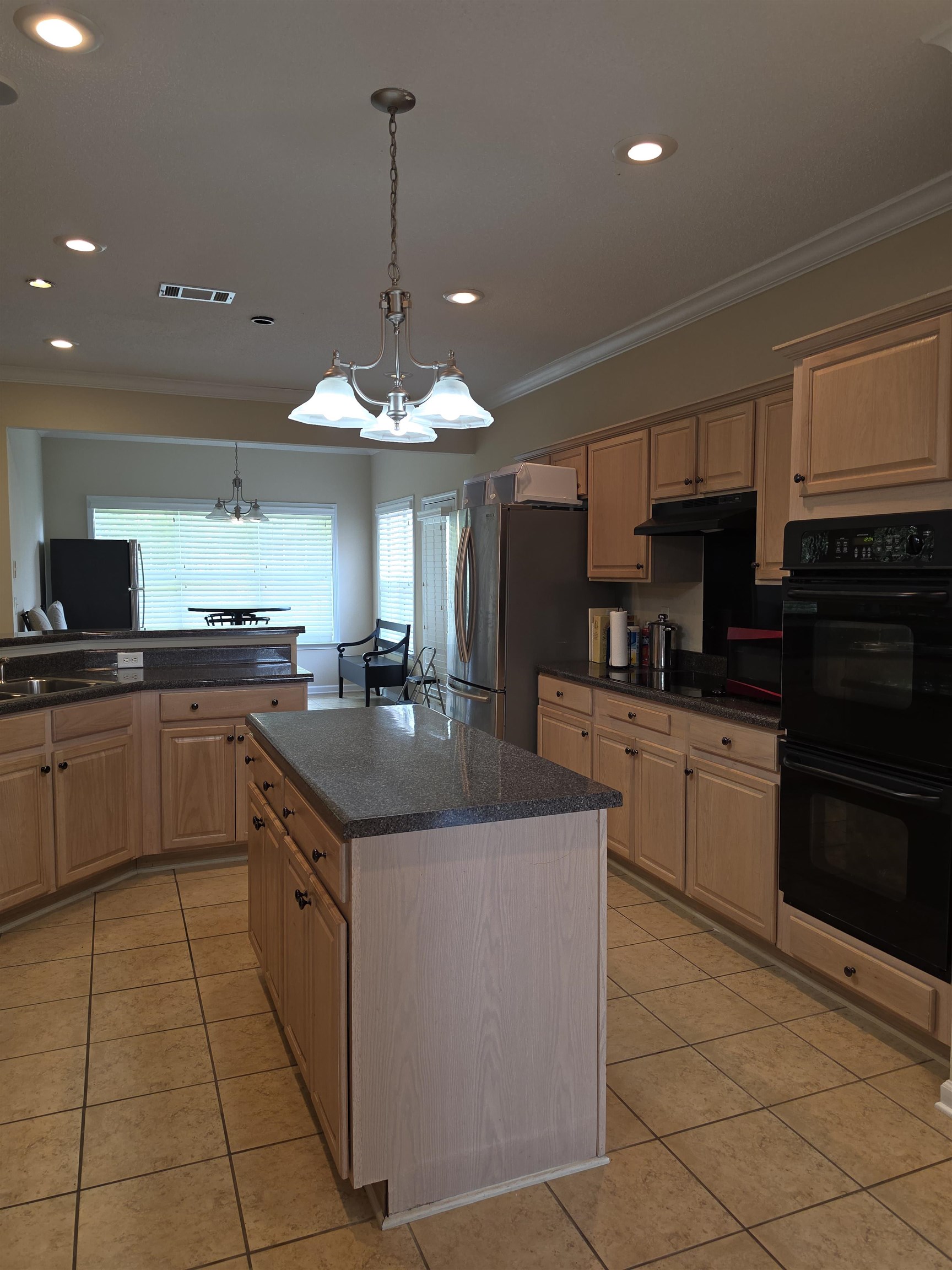 7253 Rourke Cir Property Photo 8