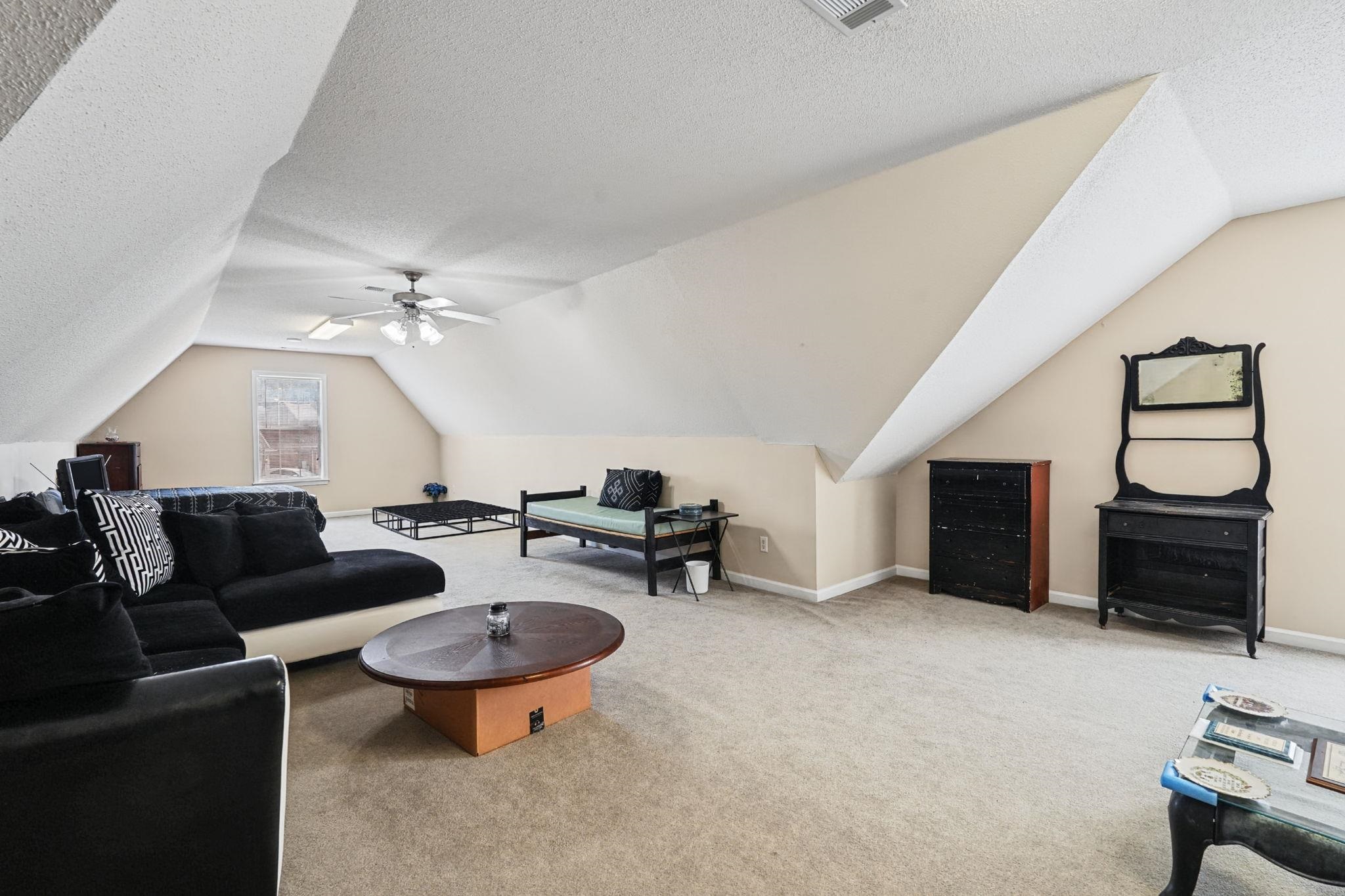 7253 Rourke Cir Property Photo 32