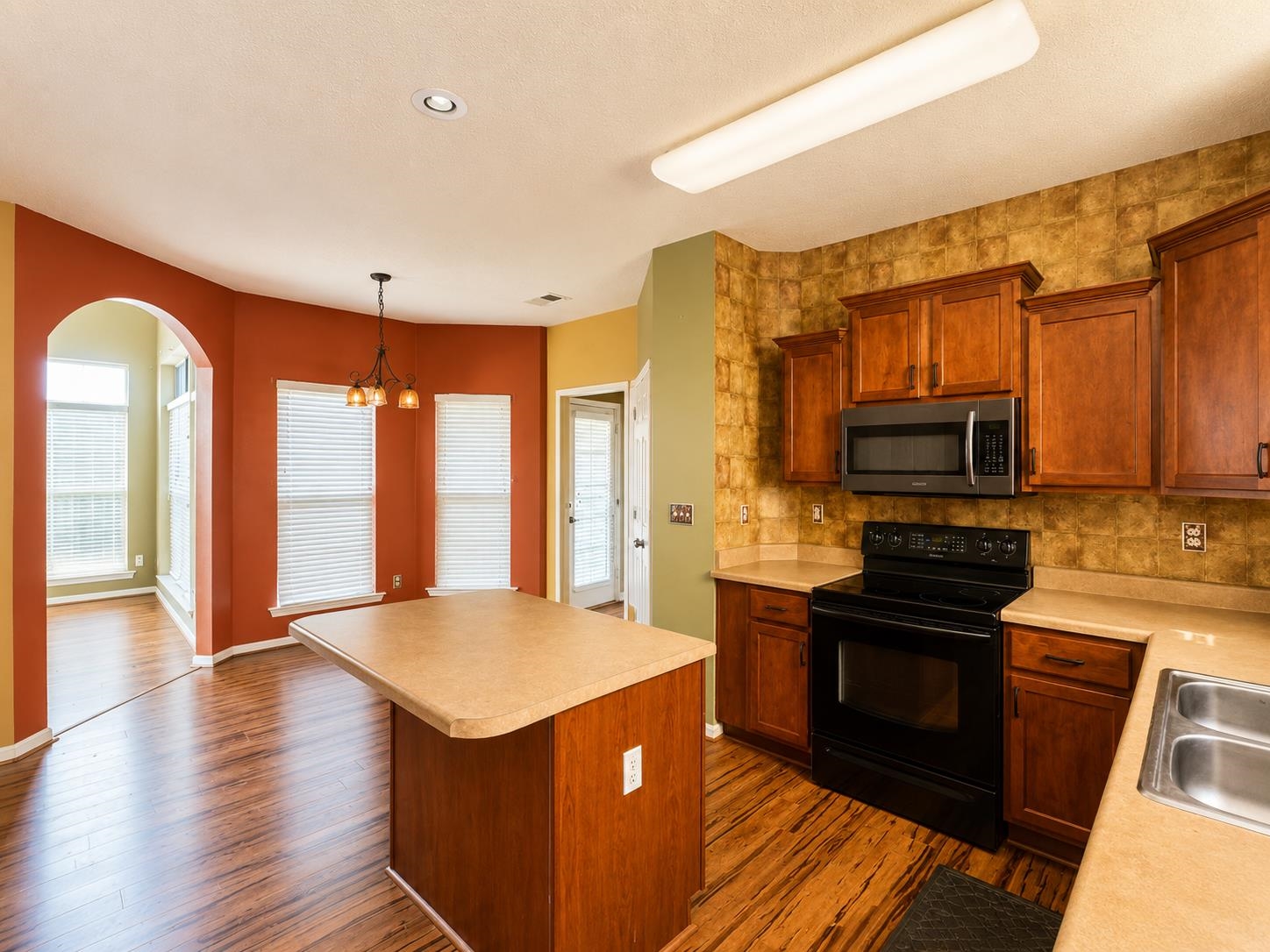 4883 Saddlehorn Dr Property Photo 8