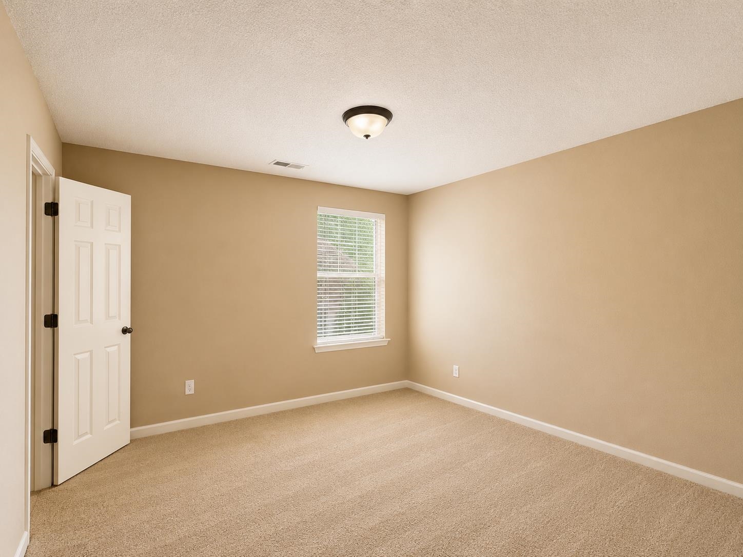 4883 Saddlehorn Dr Property Photo 14