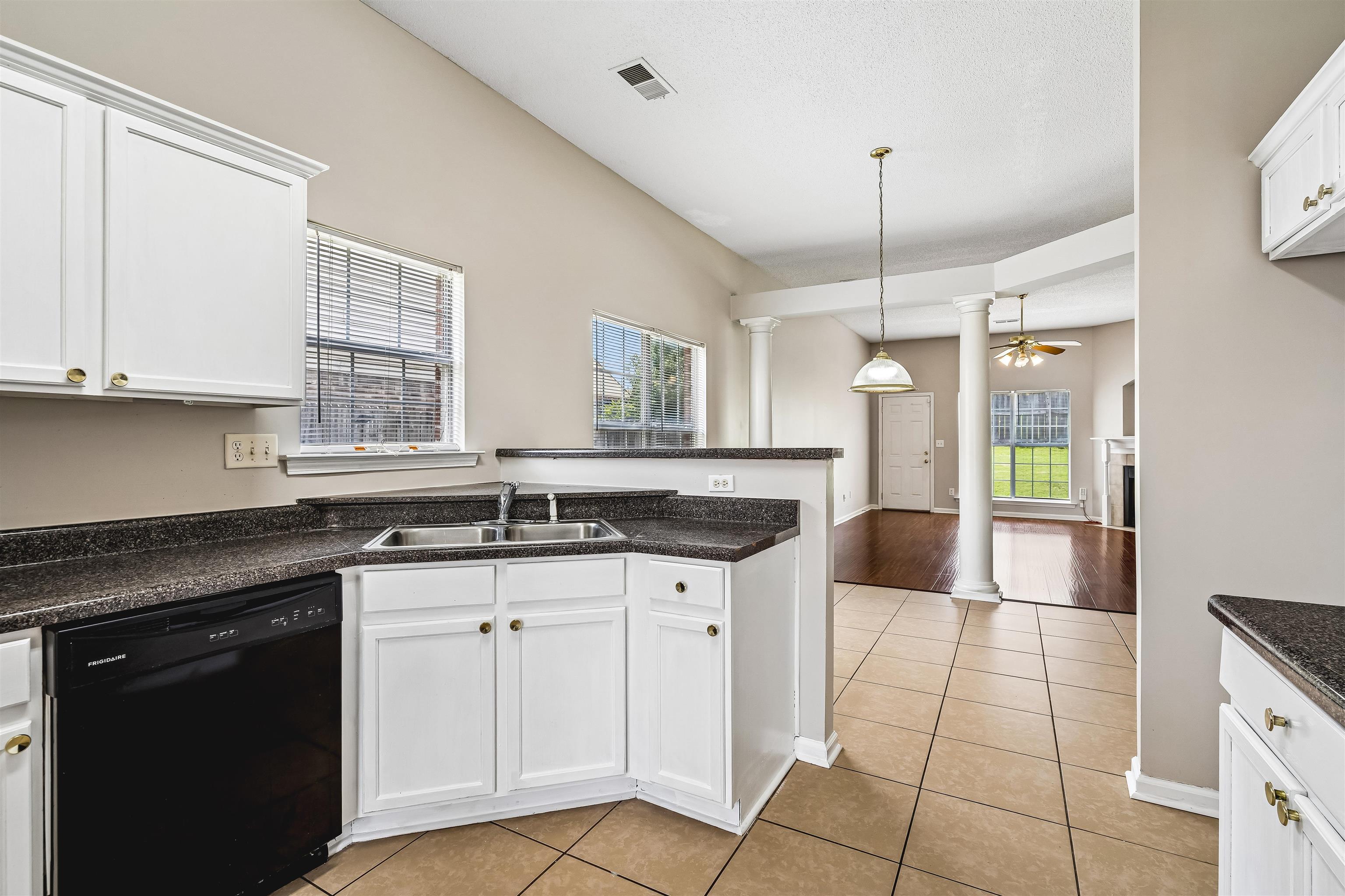 4879 Ridge Walk Ln Property Photo 12