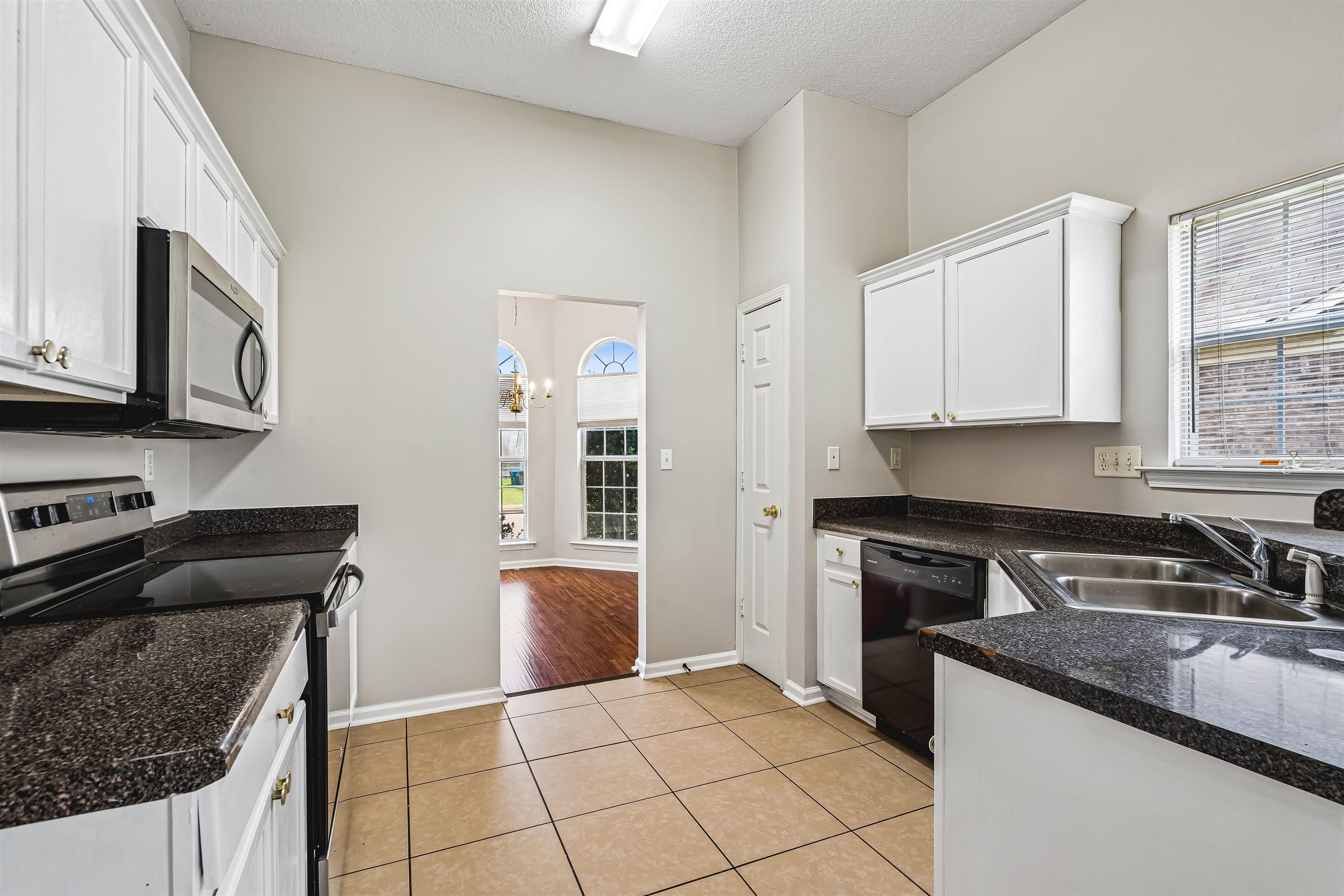 4879 Ridge Walk Ln Property Photo 13