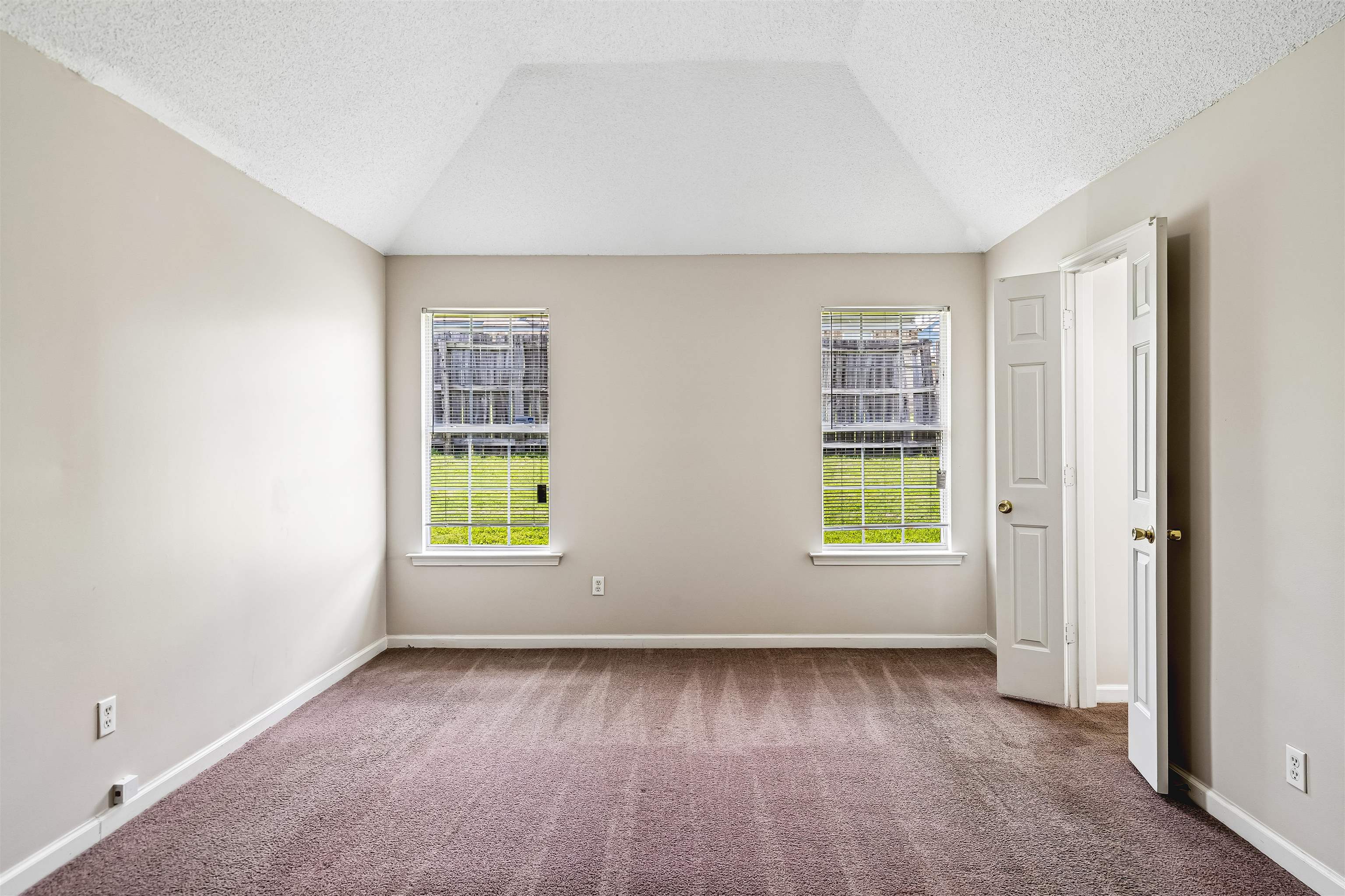 4879 Ridge Walk Ln Property Photo 14