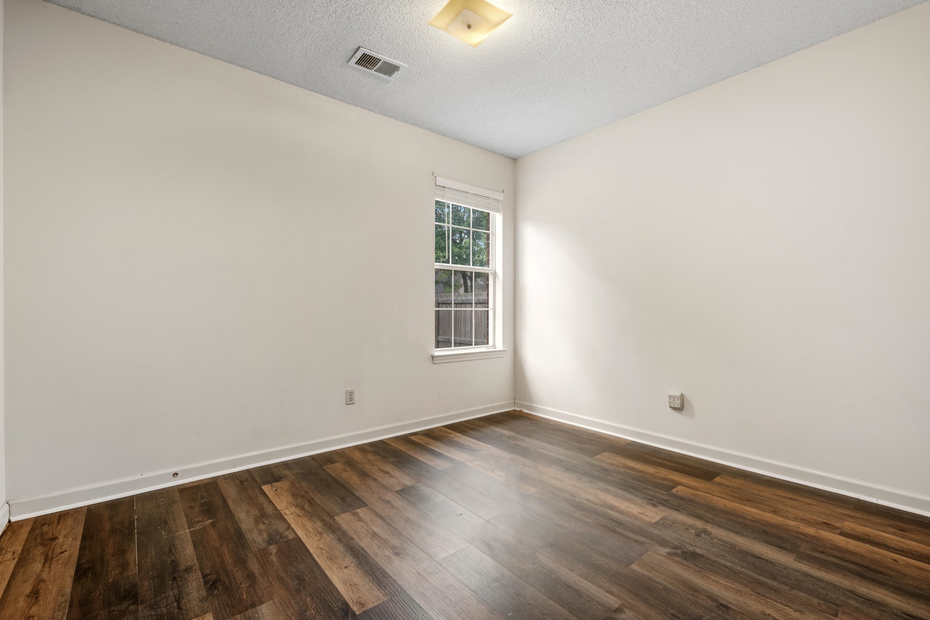8135 Country Mill Cv Property Photo 18