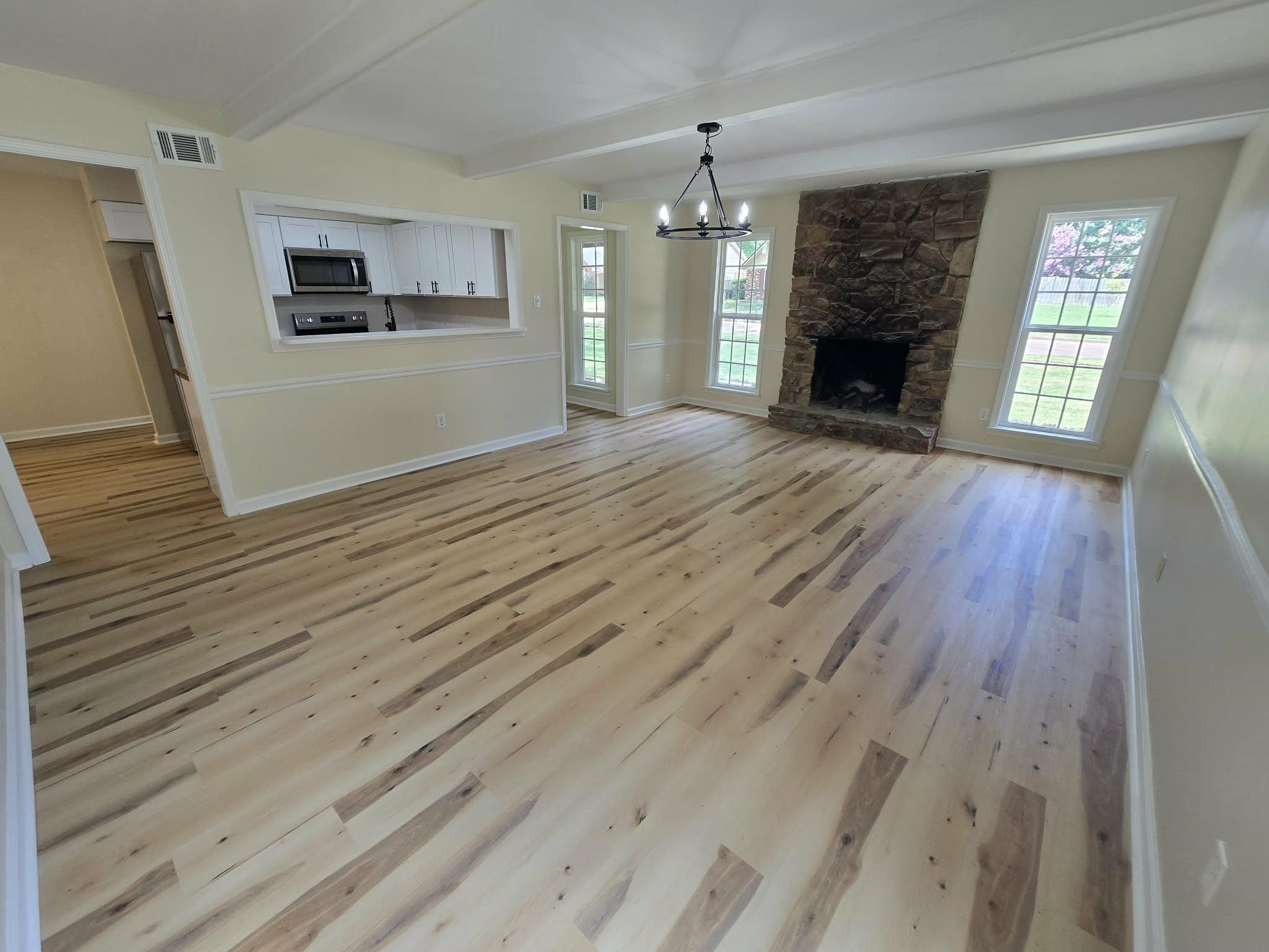 6113 Shade Tree Dr Property Photo 4