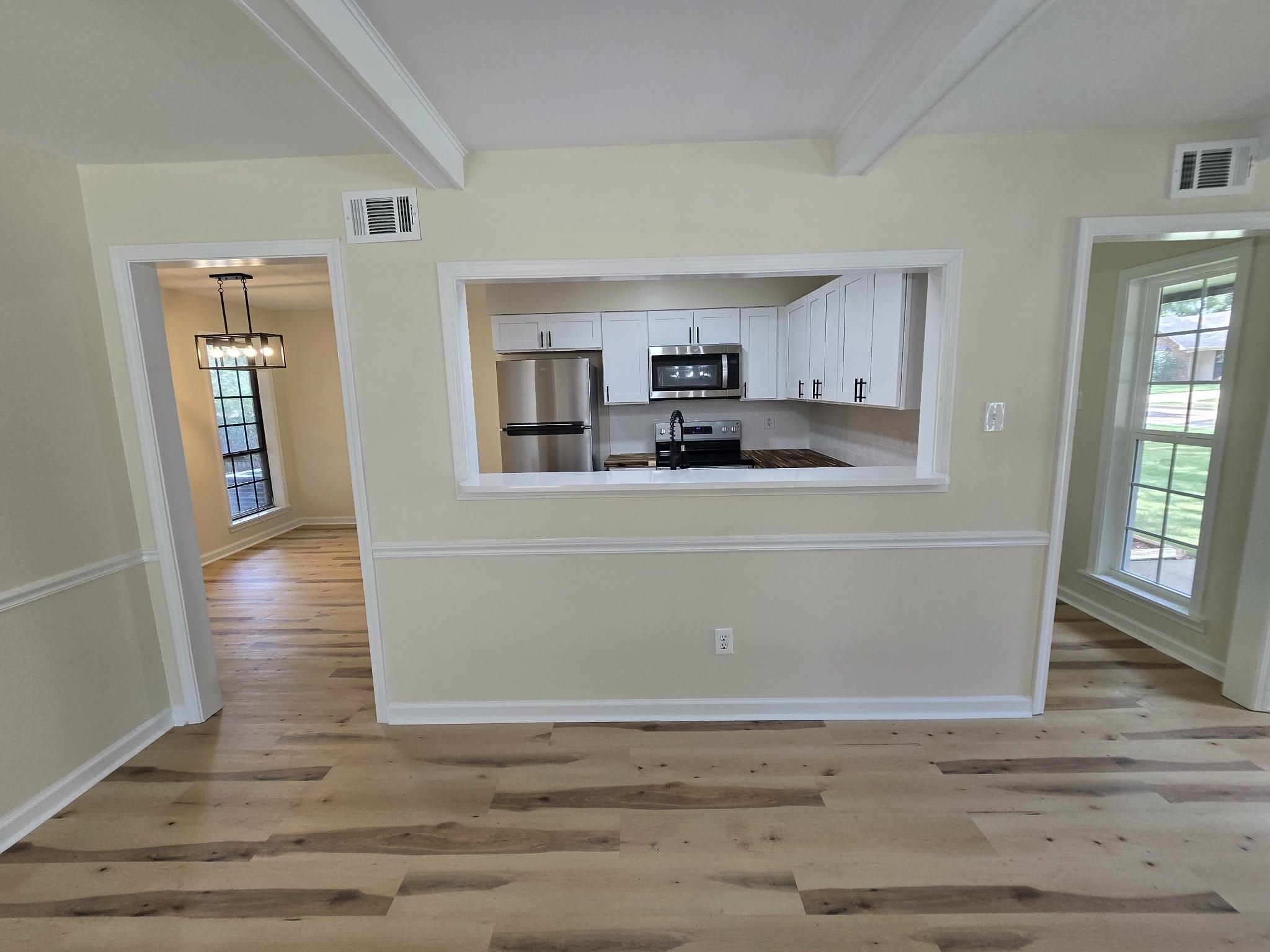 6113 Shade Tree Dr Property Photo 5