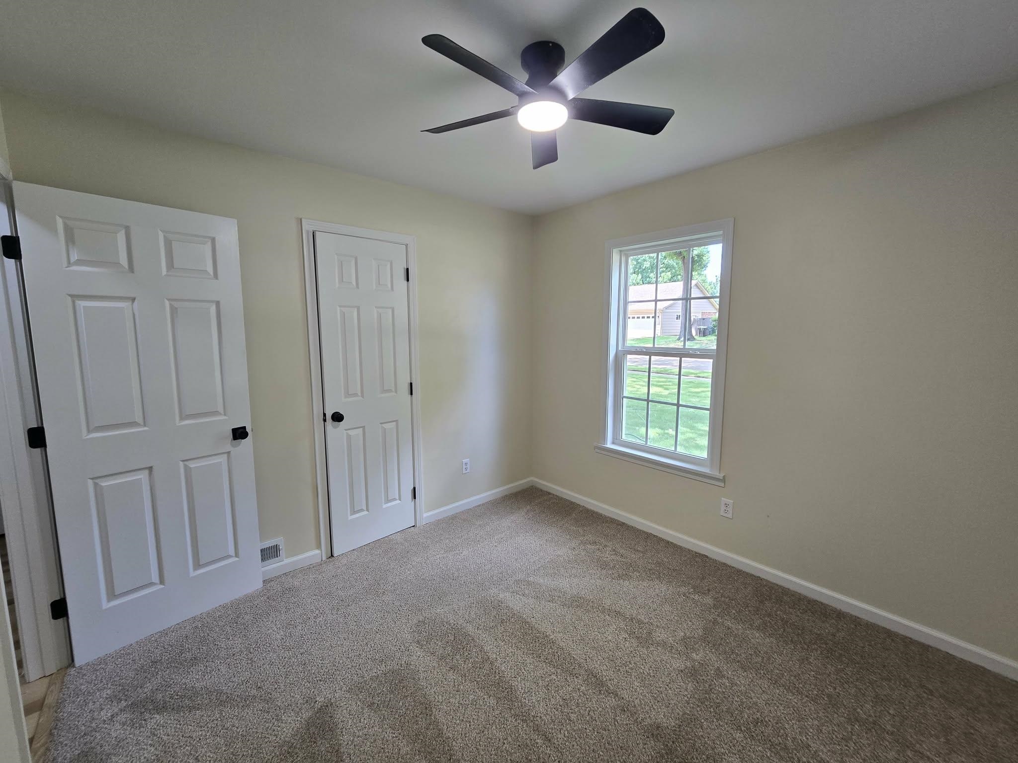 6113 Shade Tree Dr Property Photo 14