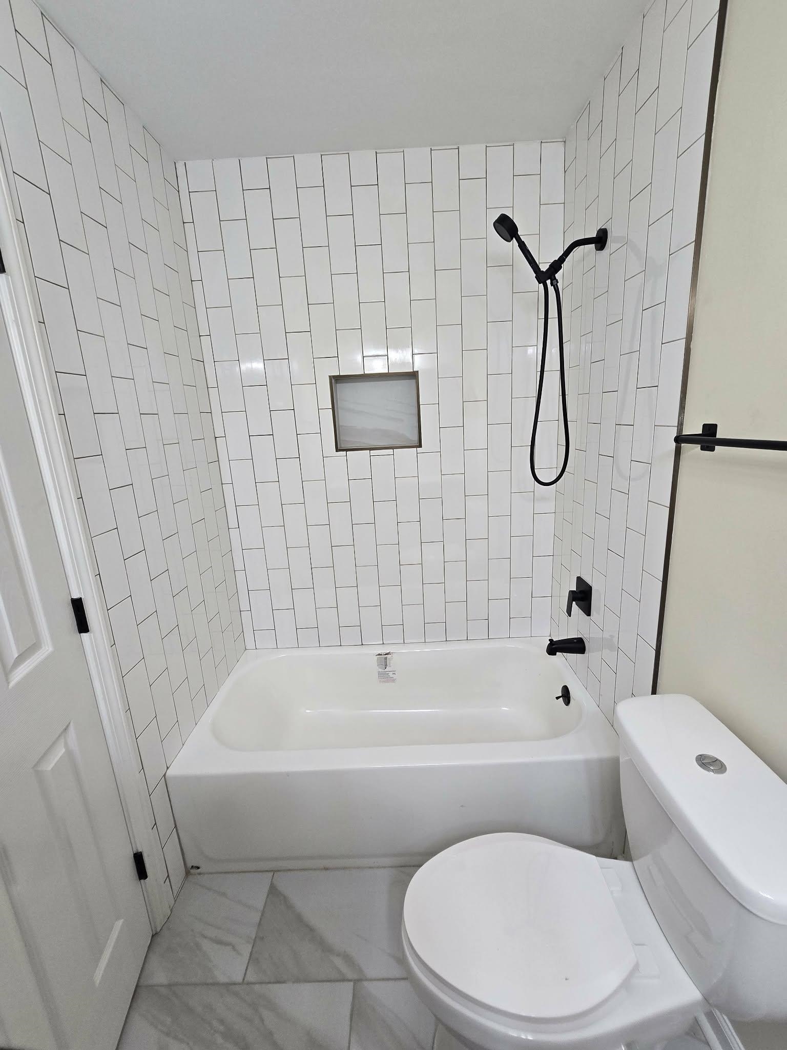 6113 Shade Tree Dr Property Photo 24