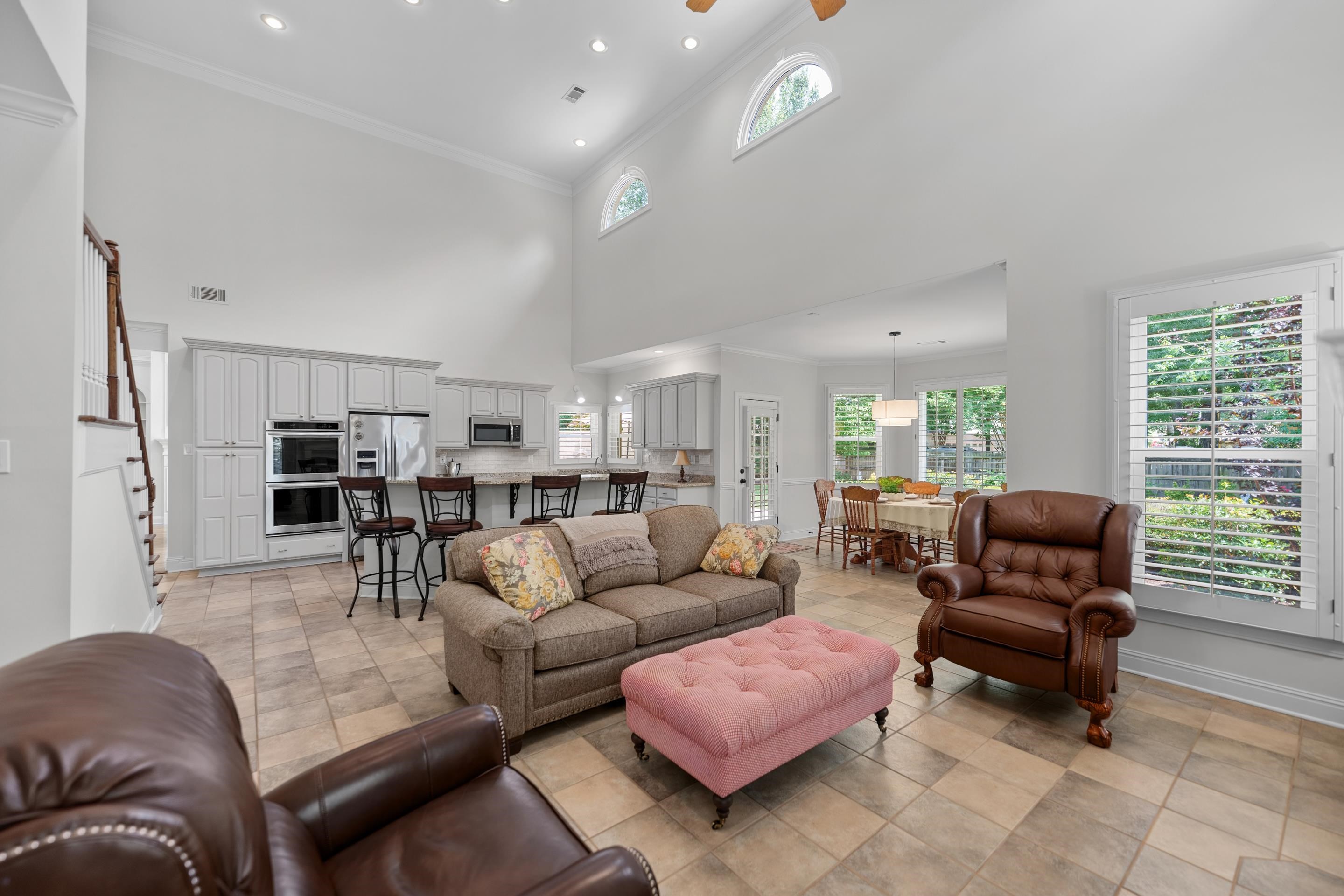 9445 Grove Trail Ln Property Photo 10