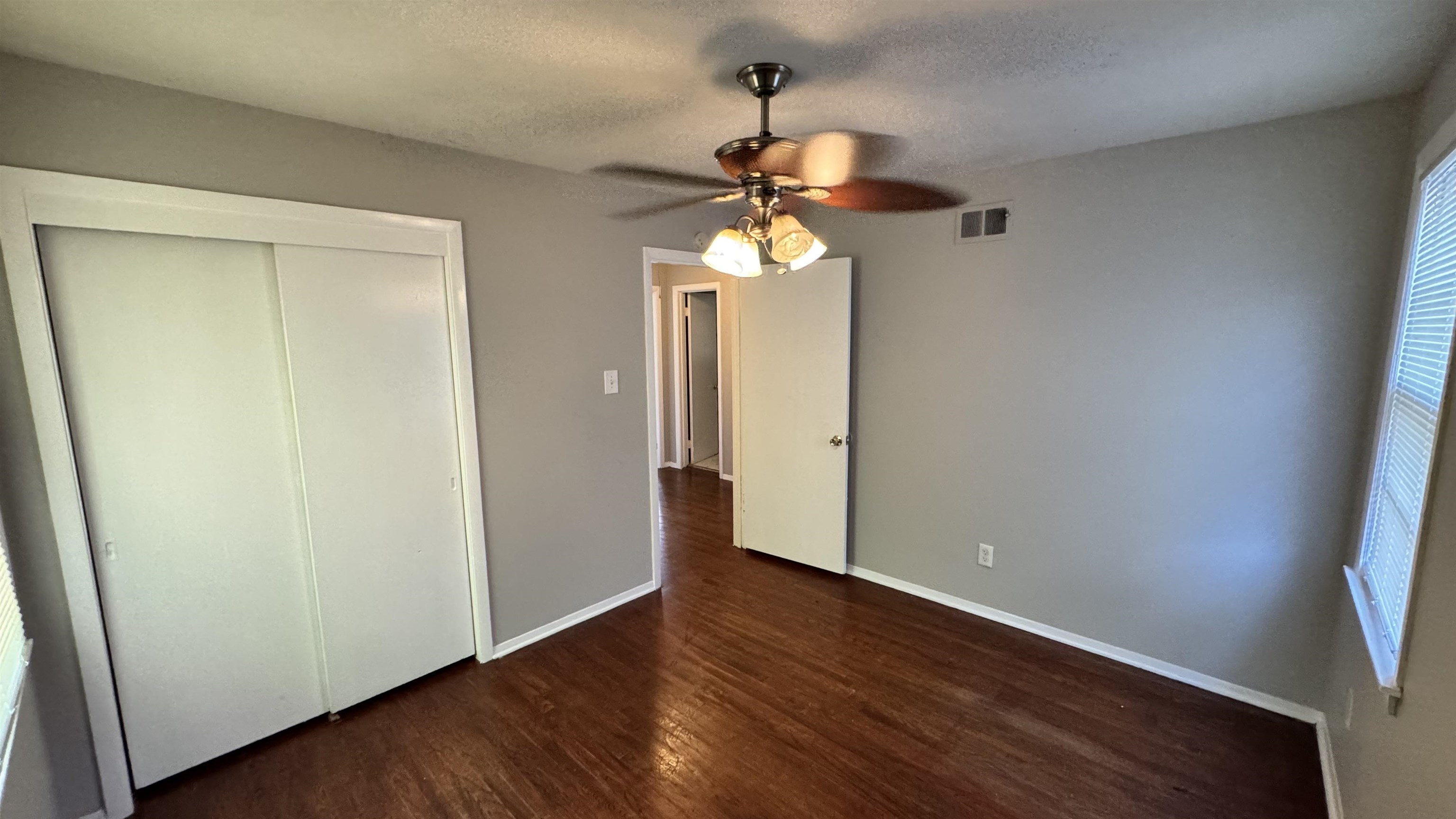 4956 Durbin Ave Property Photo 12