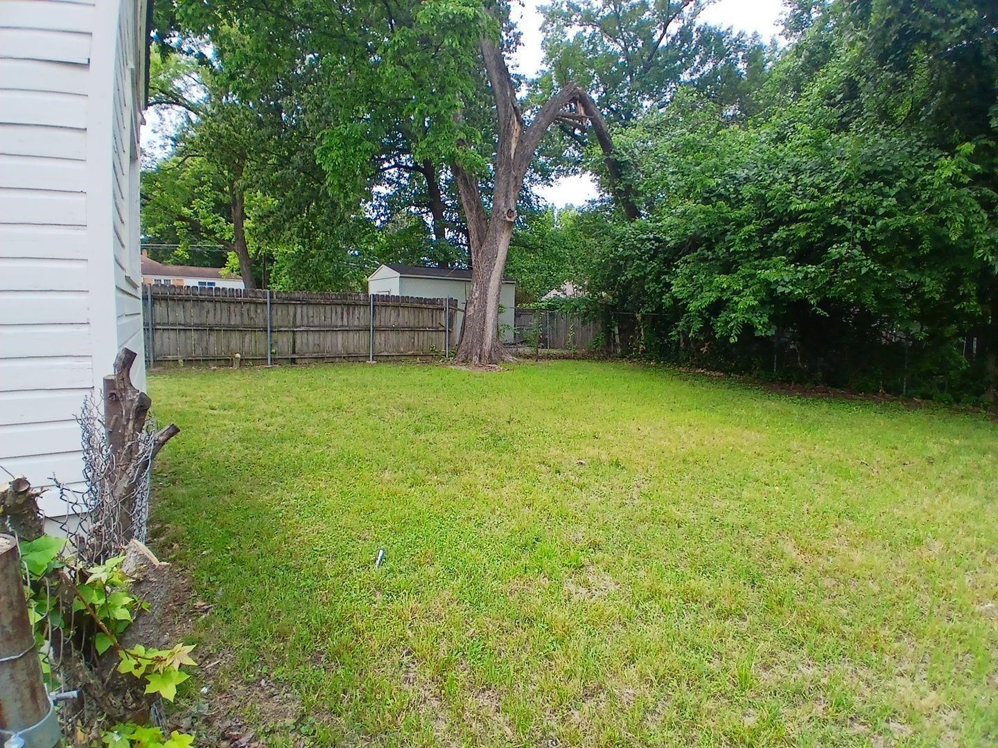 807 Kippley St Property Photo 4