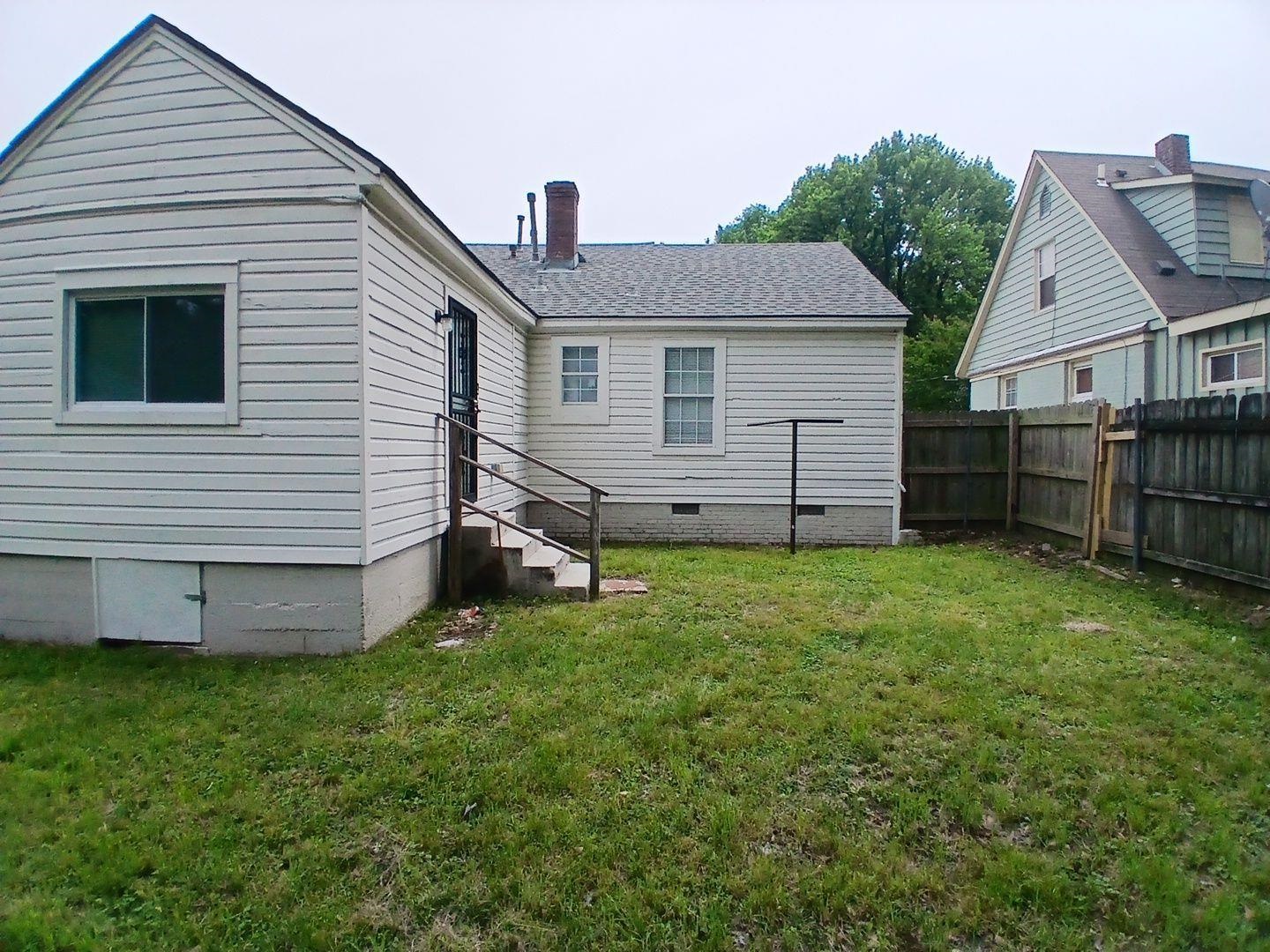 807 Kippley St Property Photo 6