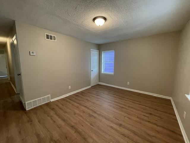 1008 S Willett St Property Photo 4
