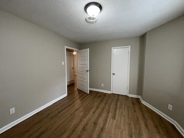 1008 S Willett St Property Photo 13