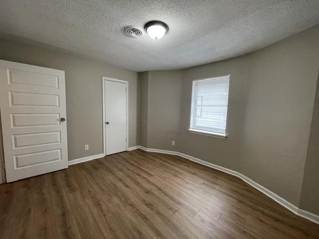 1008 S Willett St Property Photo 14