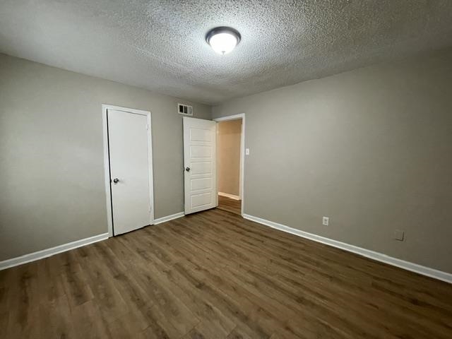 1008 S Willett St Property Photo 17