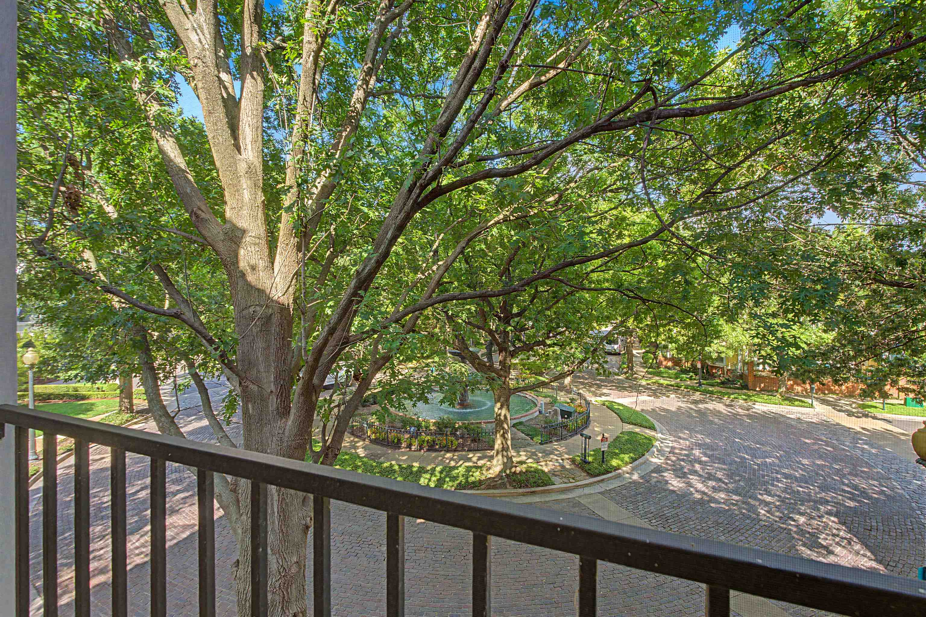 511 Monteigne Blvd Property Photo 36