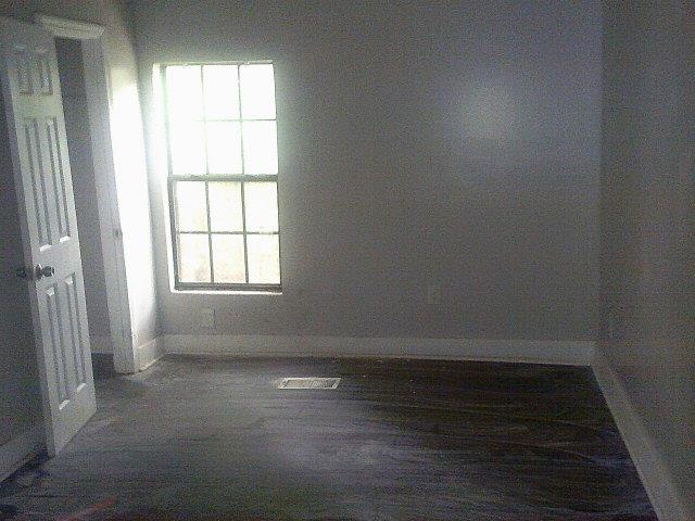 1694 Walker Ave Property Photo 3