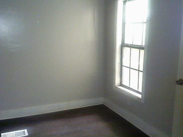 1694 Walker Ave Property Photo 7