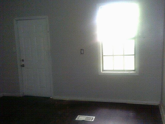 1694 Walker Ave Property Photo 8