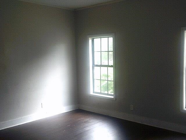 1694 Walker Ave Property Photo 14