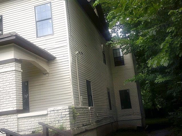 1694 Walker Ave Property Photo 16