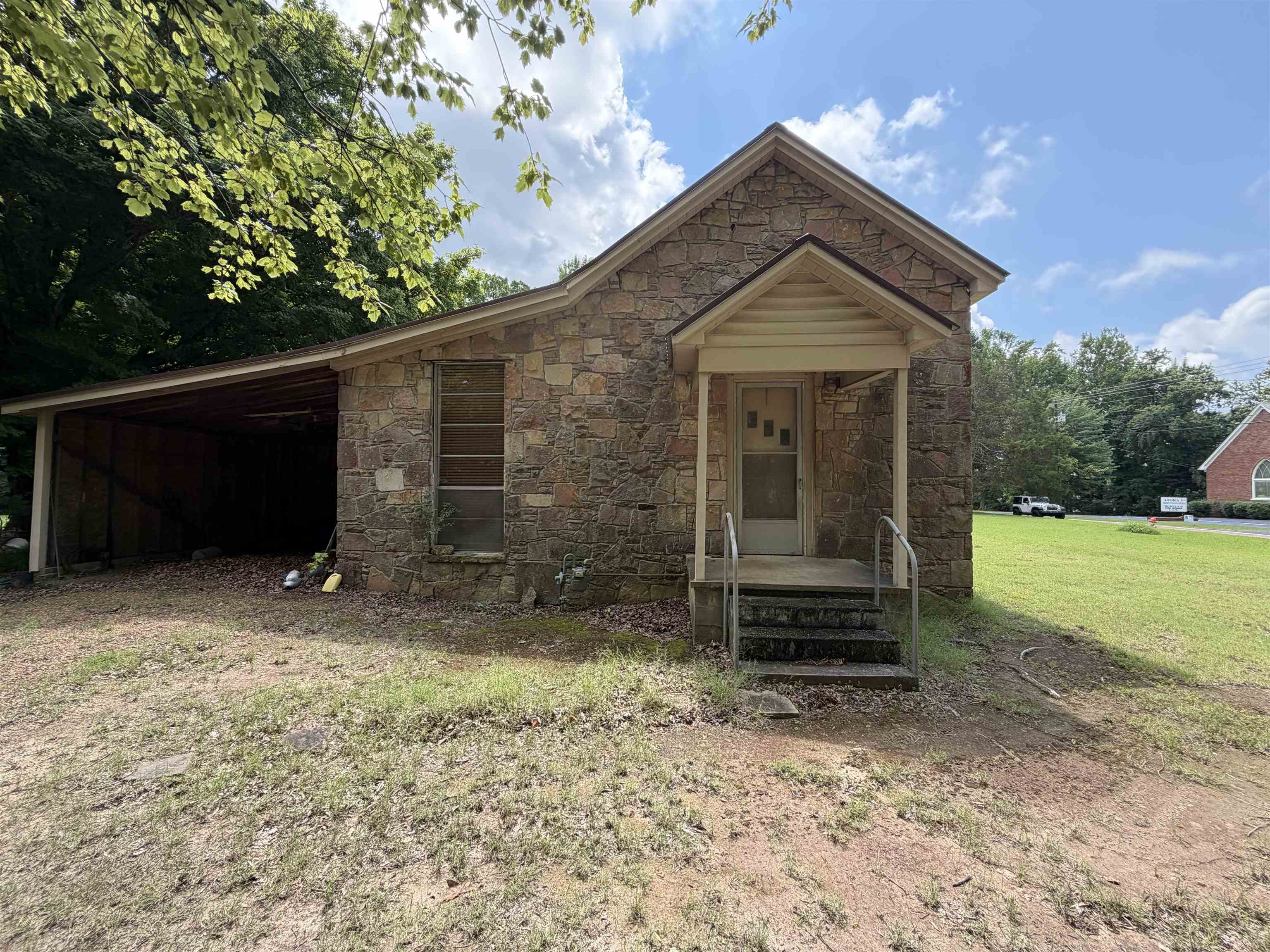 1022 Atoka Idaville Rd Property Photo 5
