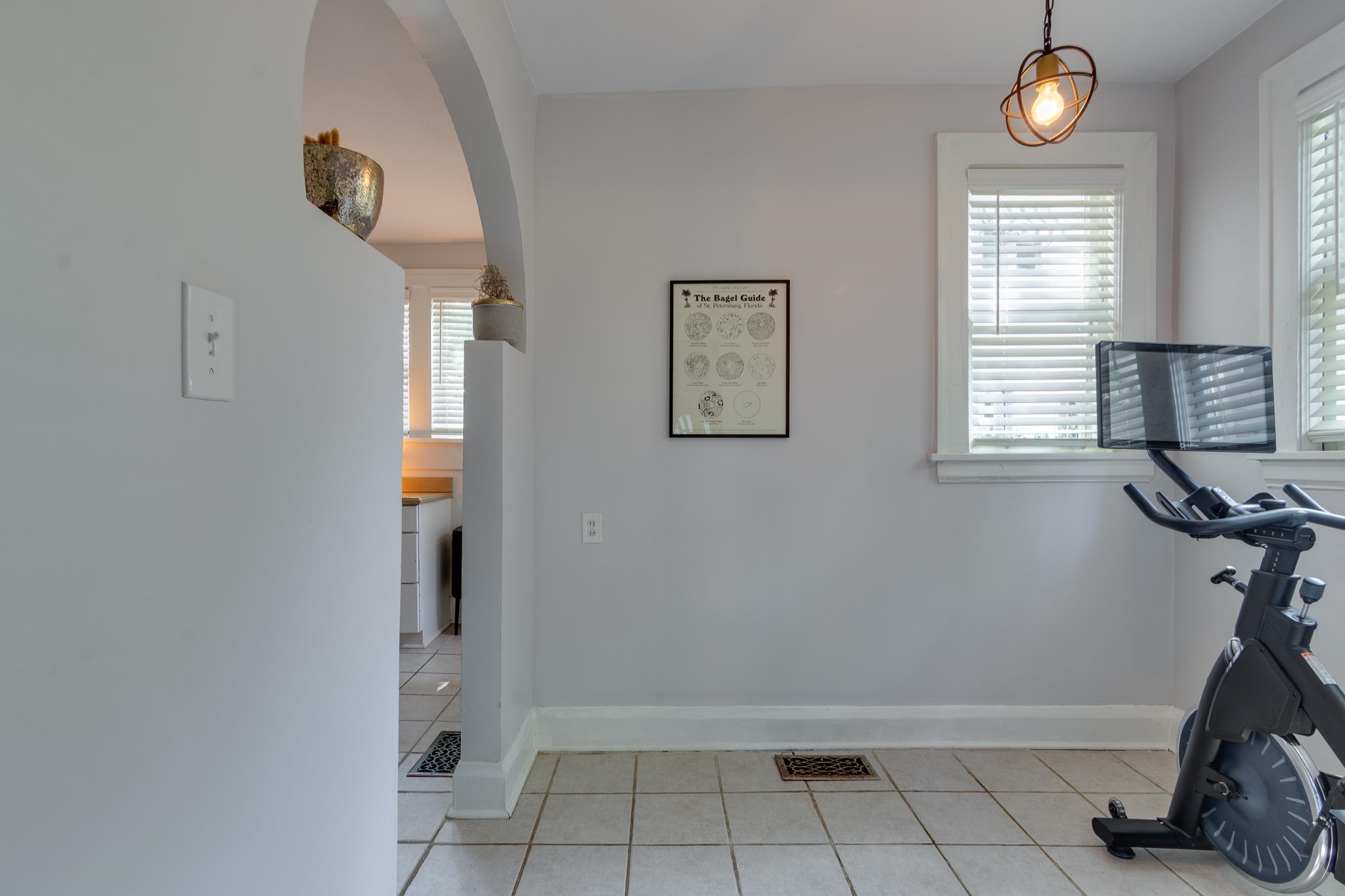 664 S Mclean Blvd 664 Property Photo 16